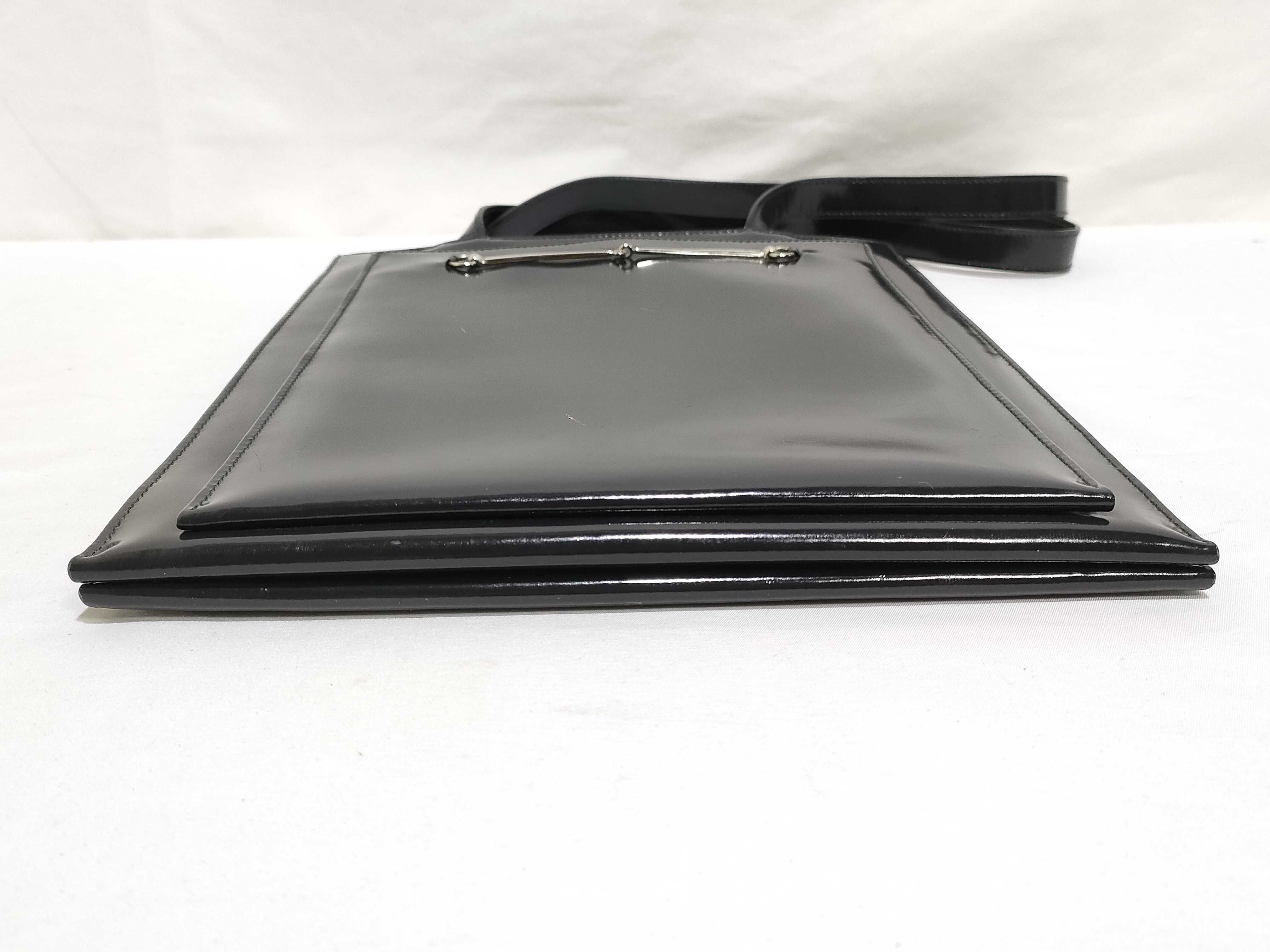 Horsebit Shoulder Bag — view 7