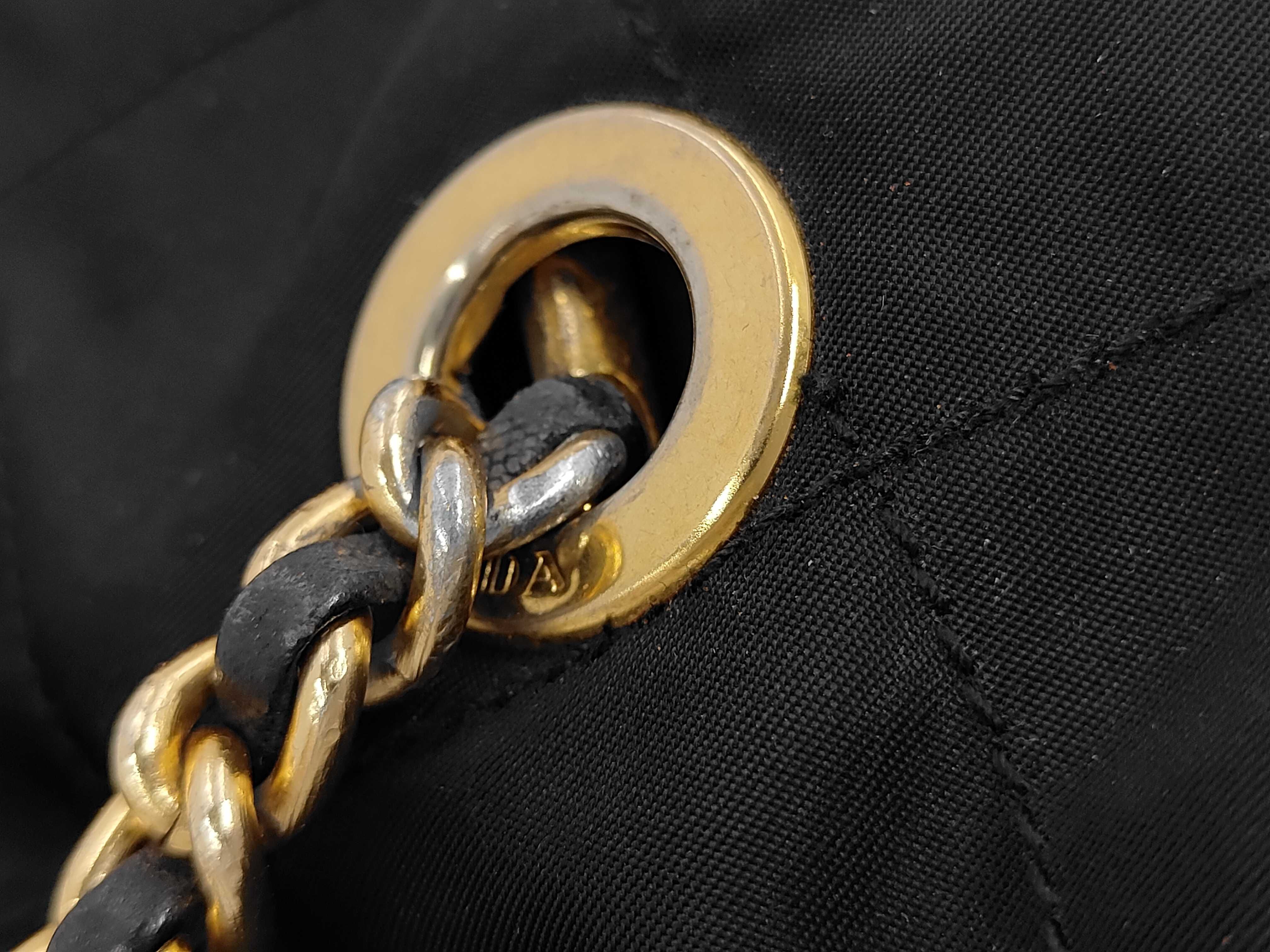 nylon chain shoulder bag in black. — view 6