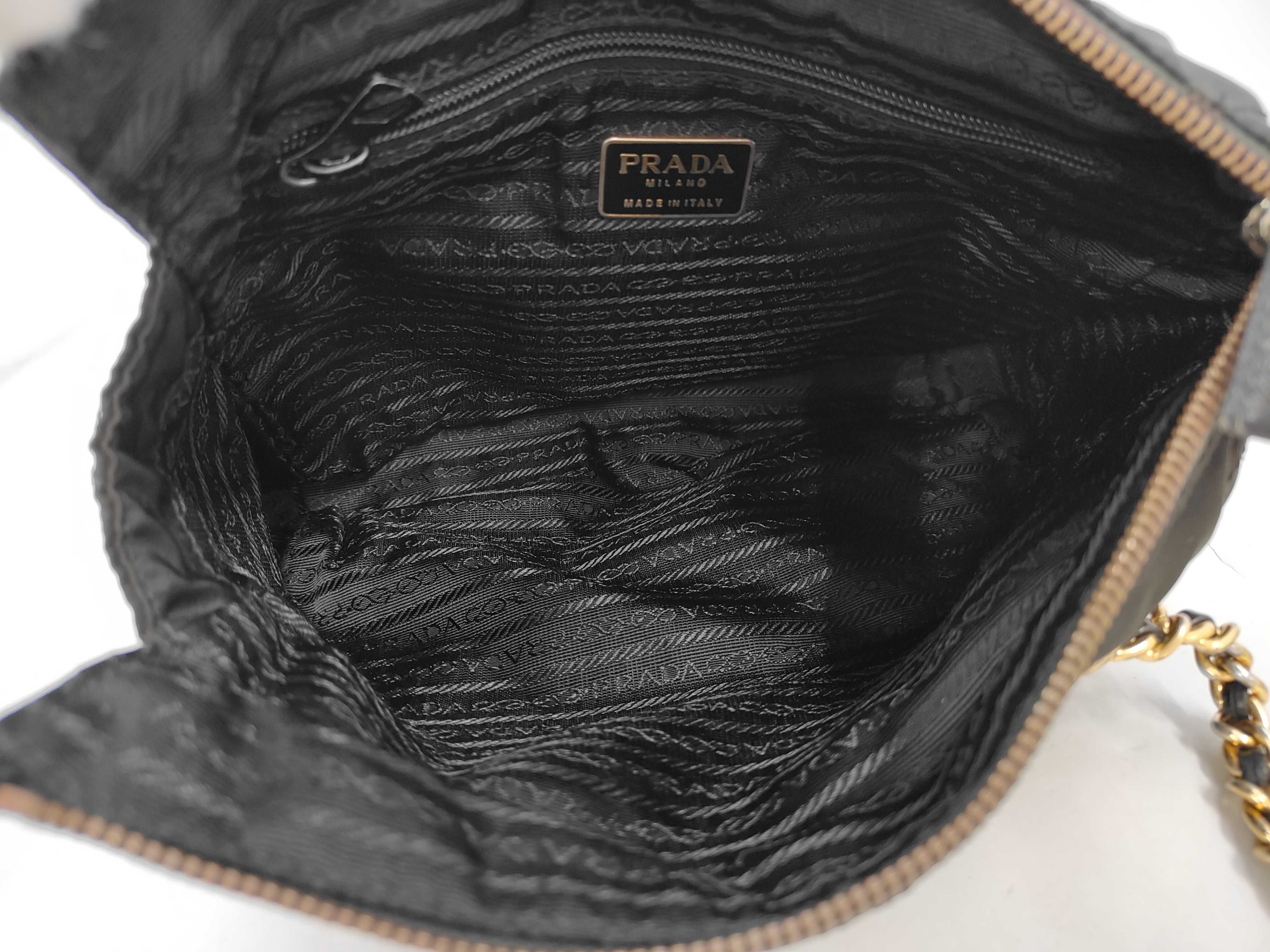 nylon chain shoulder bag in black. — view 8