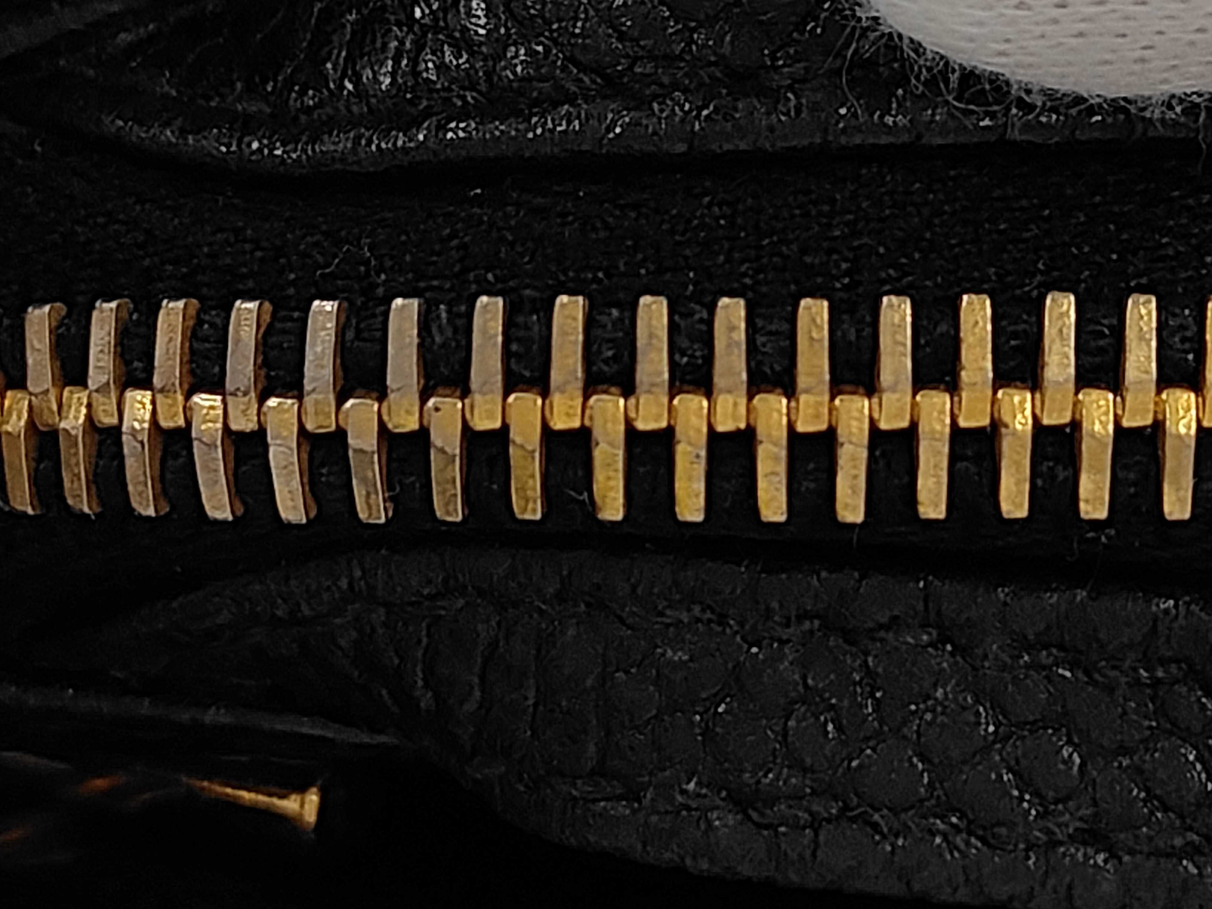 Caviar Skin Matelassé Turnlock Chain Shoulder Bag — view 10