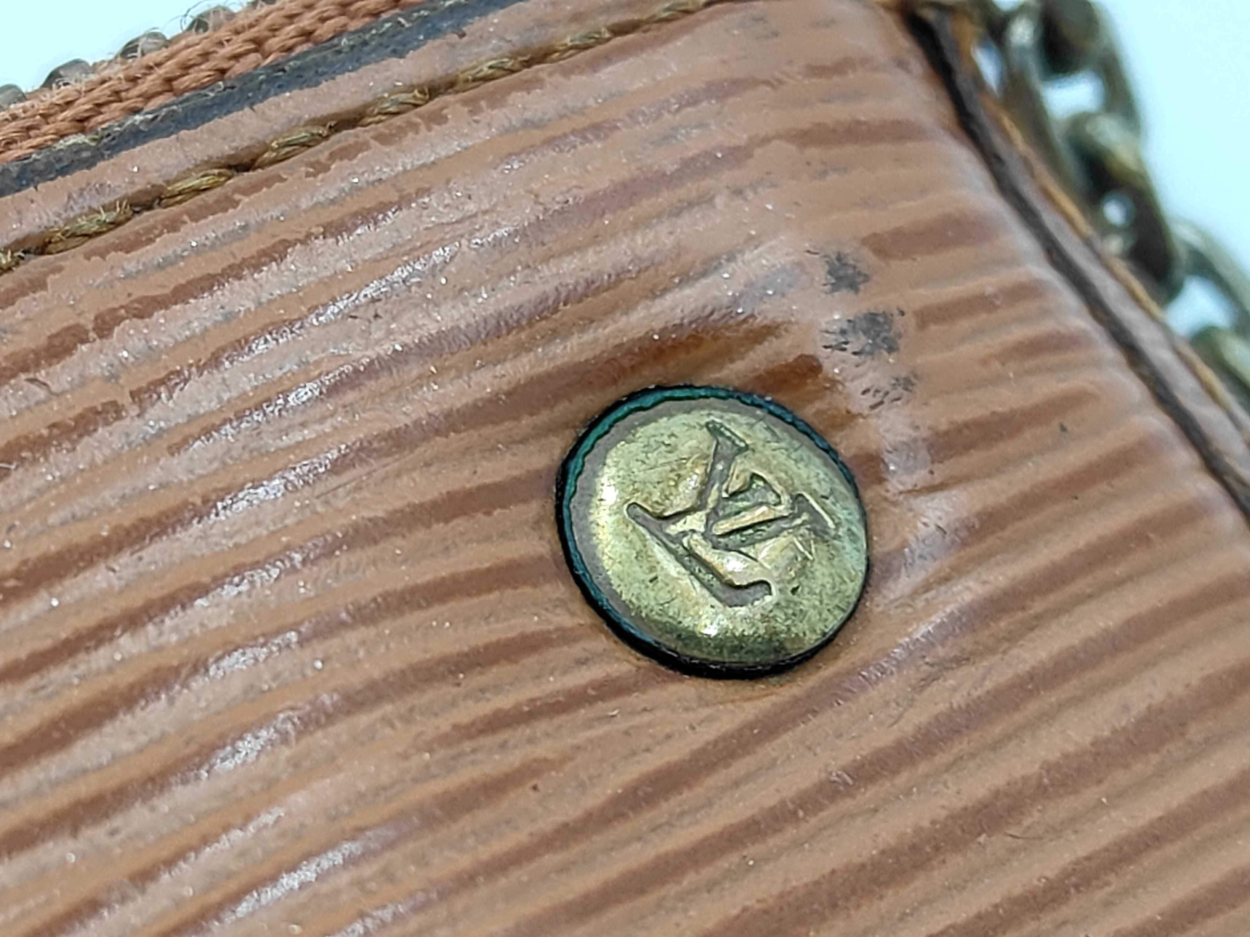 Epi Leather Pochette Clé Brown CA0040 Coin Case — view 9