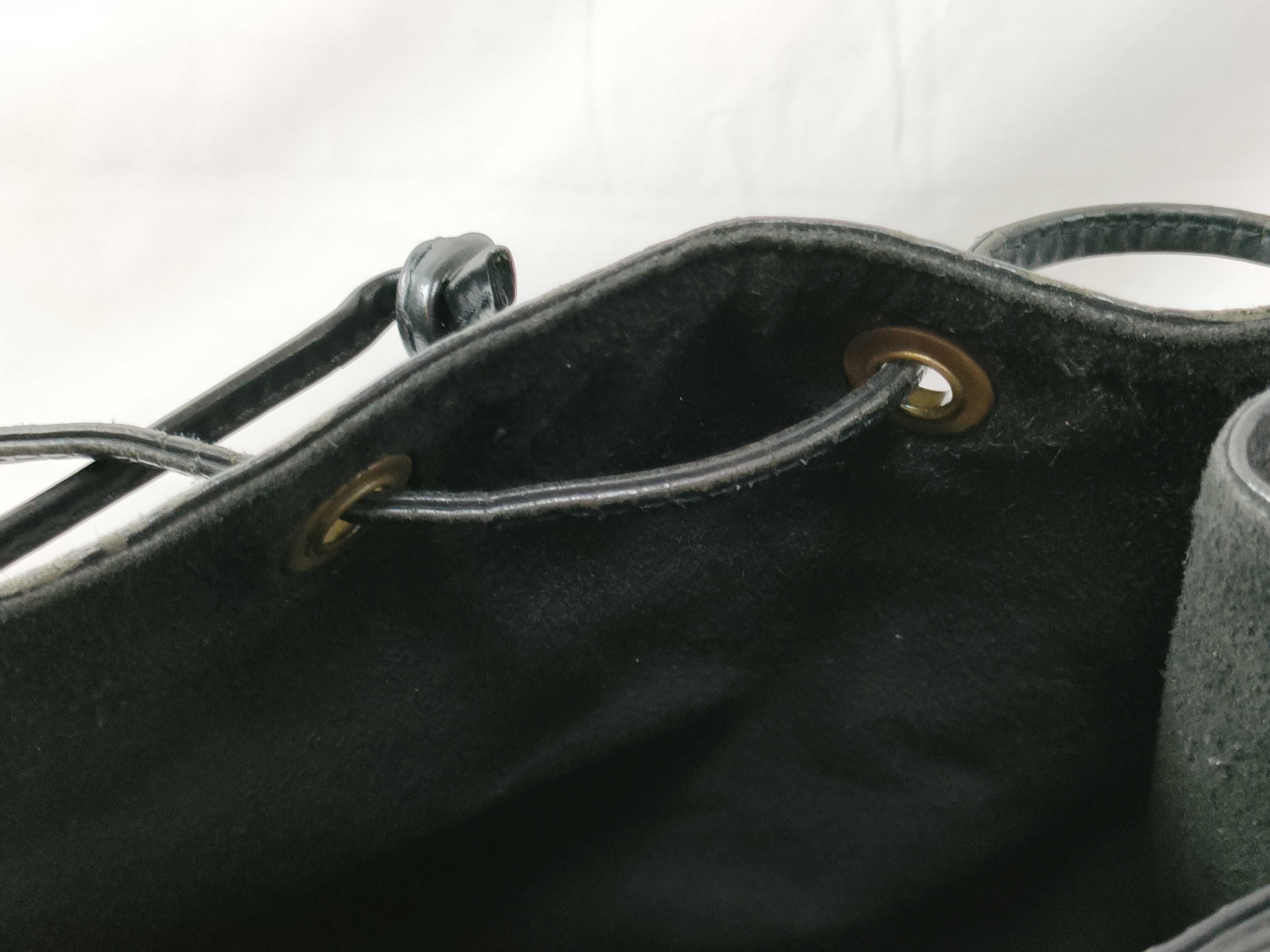 Epi Louis Vuitton Epi Petit Noe Shoulder Bag — view 12