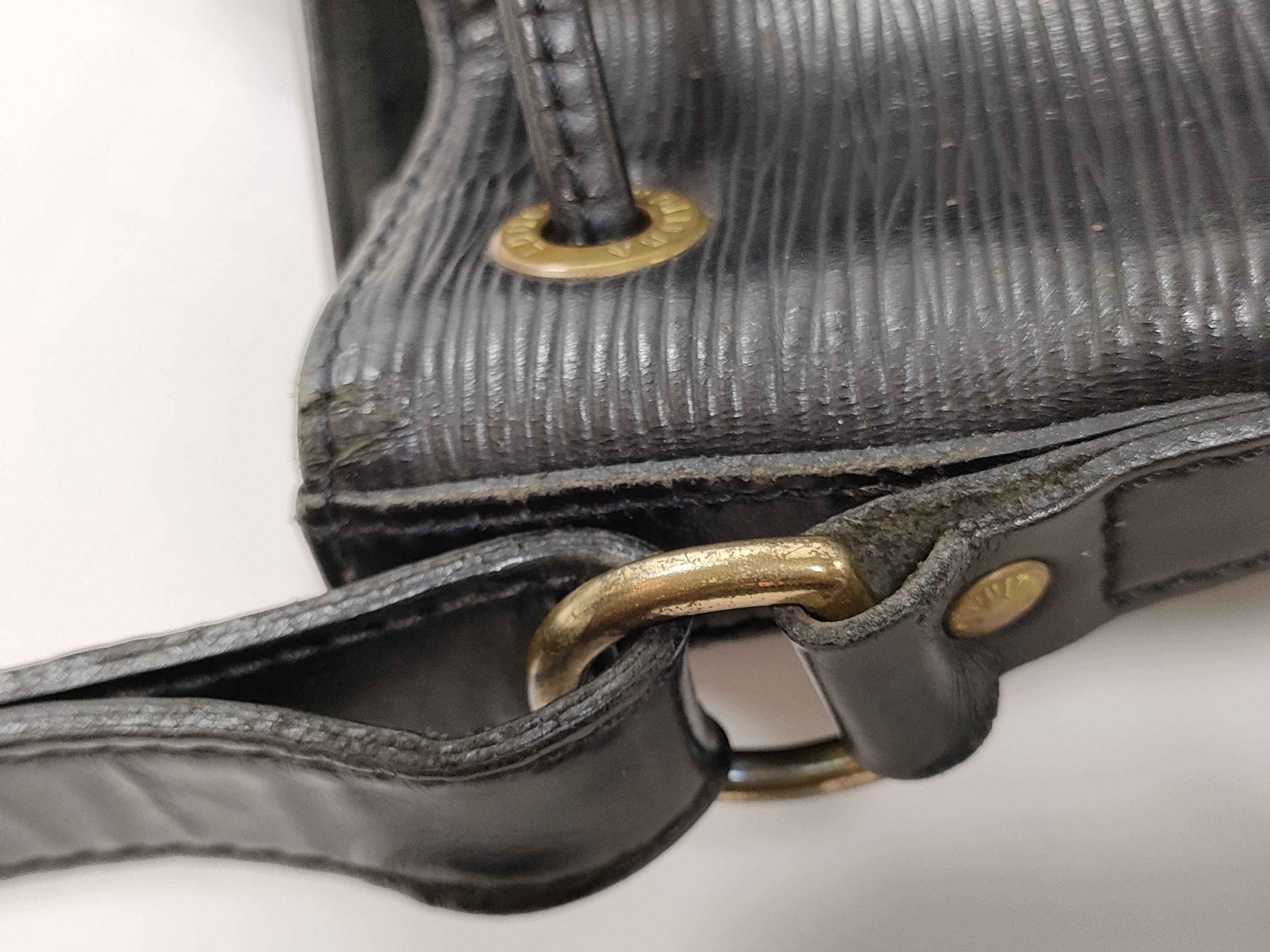 Epi Louis Vuitton Epi Petit Noe Shoulder Bag — view 5