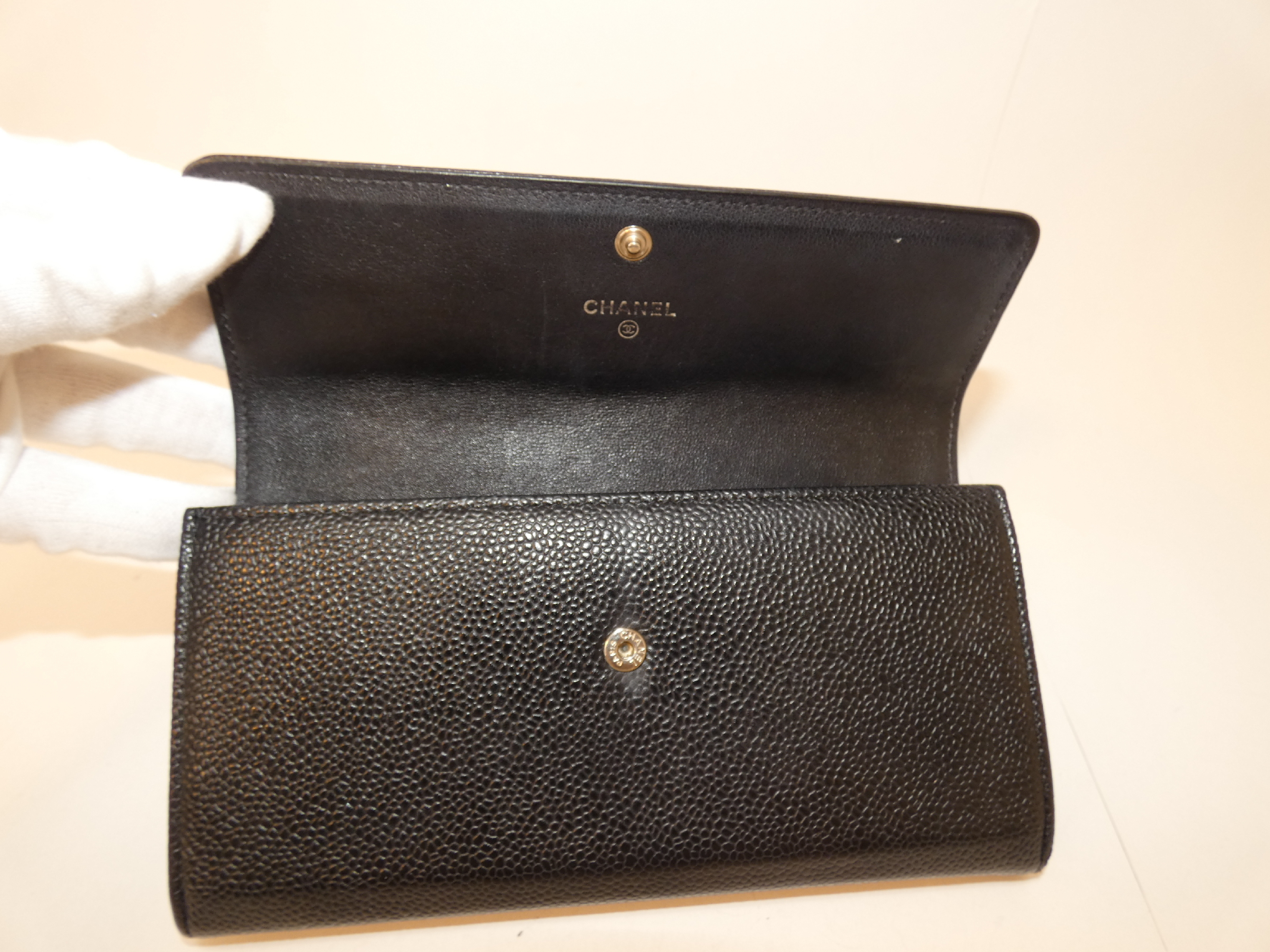 Coco Caviar Skin Black Long Wallet — view 8