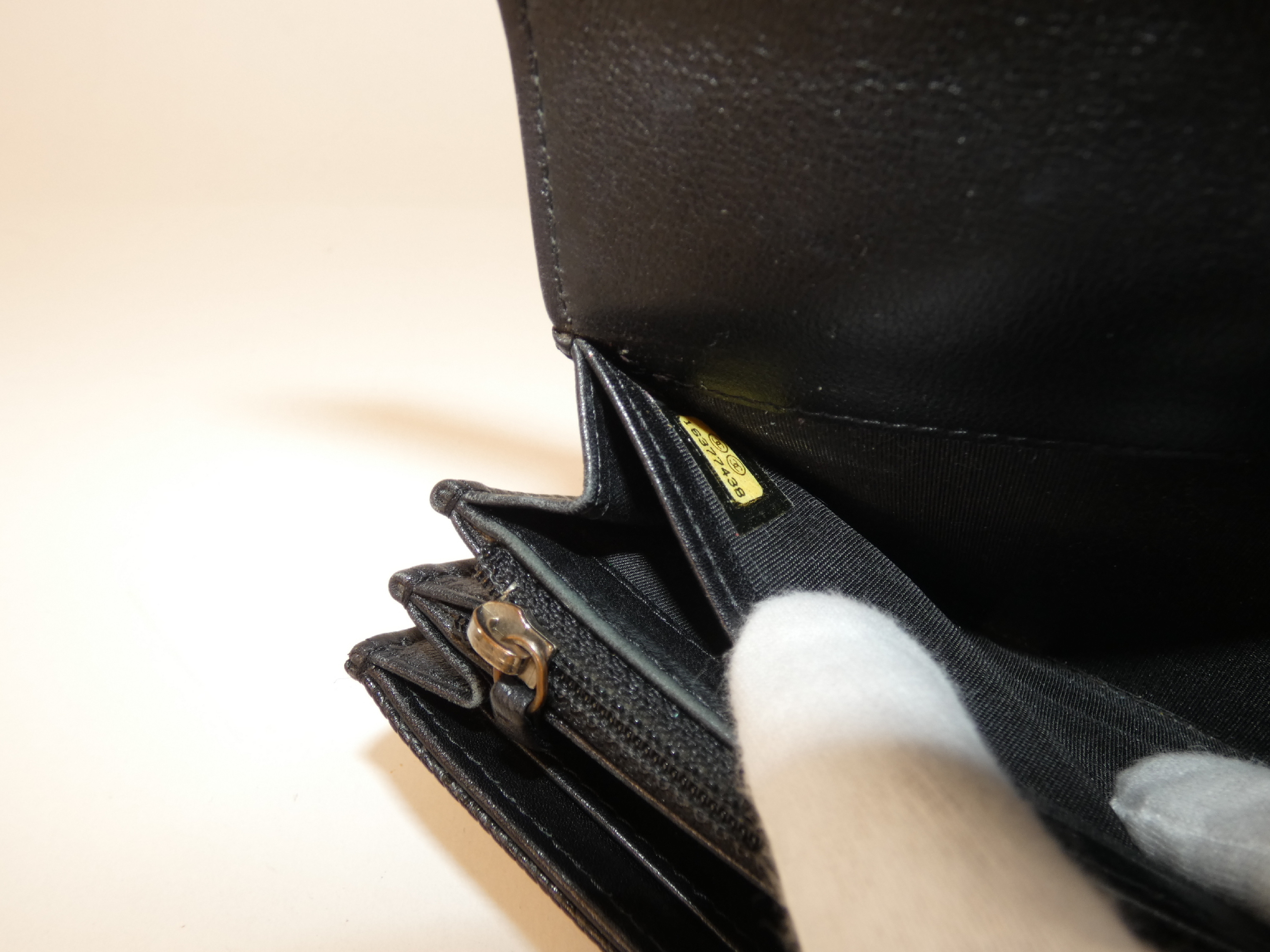 Coco Caviar Skin Black Long Wallet — view 10