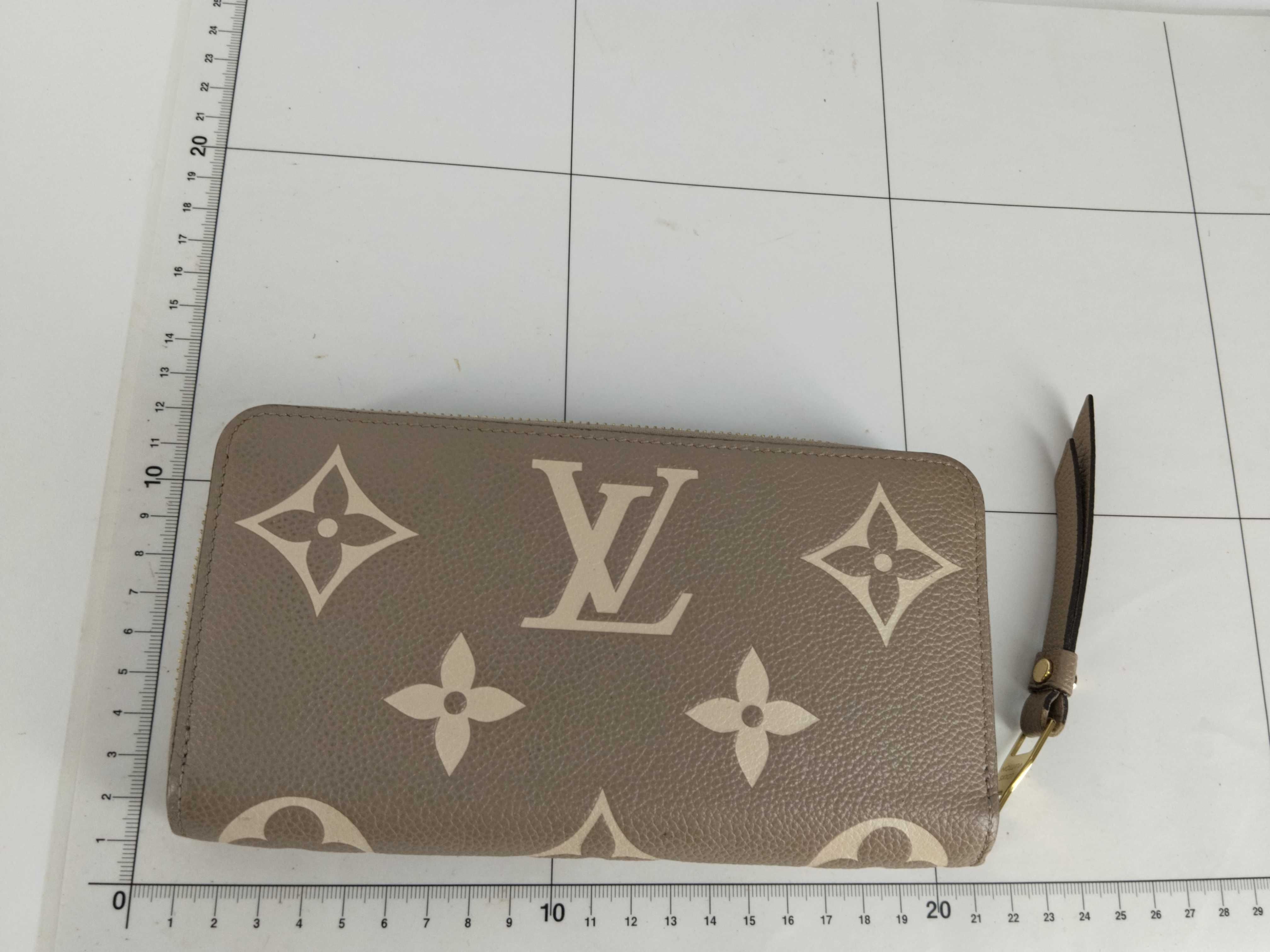 Monogram Empreinte Louis Vuitton Empreinte Zippy Wallet m69794 RFID Wallet — view 2