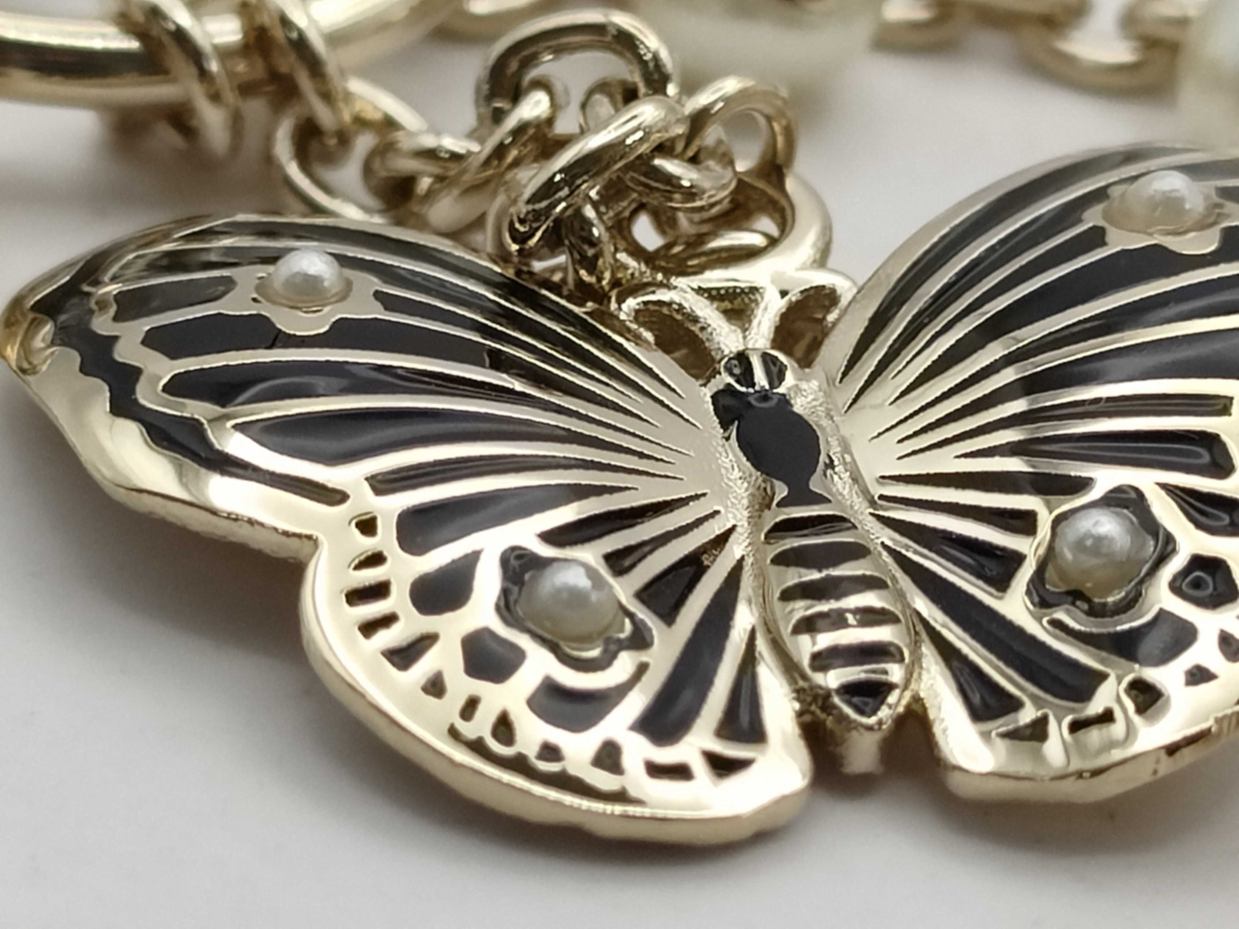 Butterfly Resin Pearl Charm — view 14