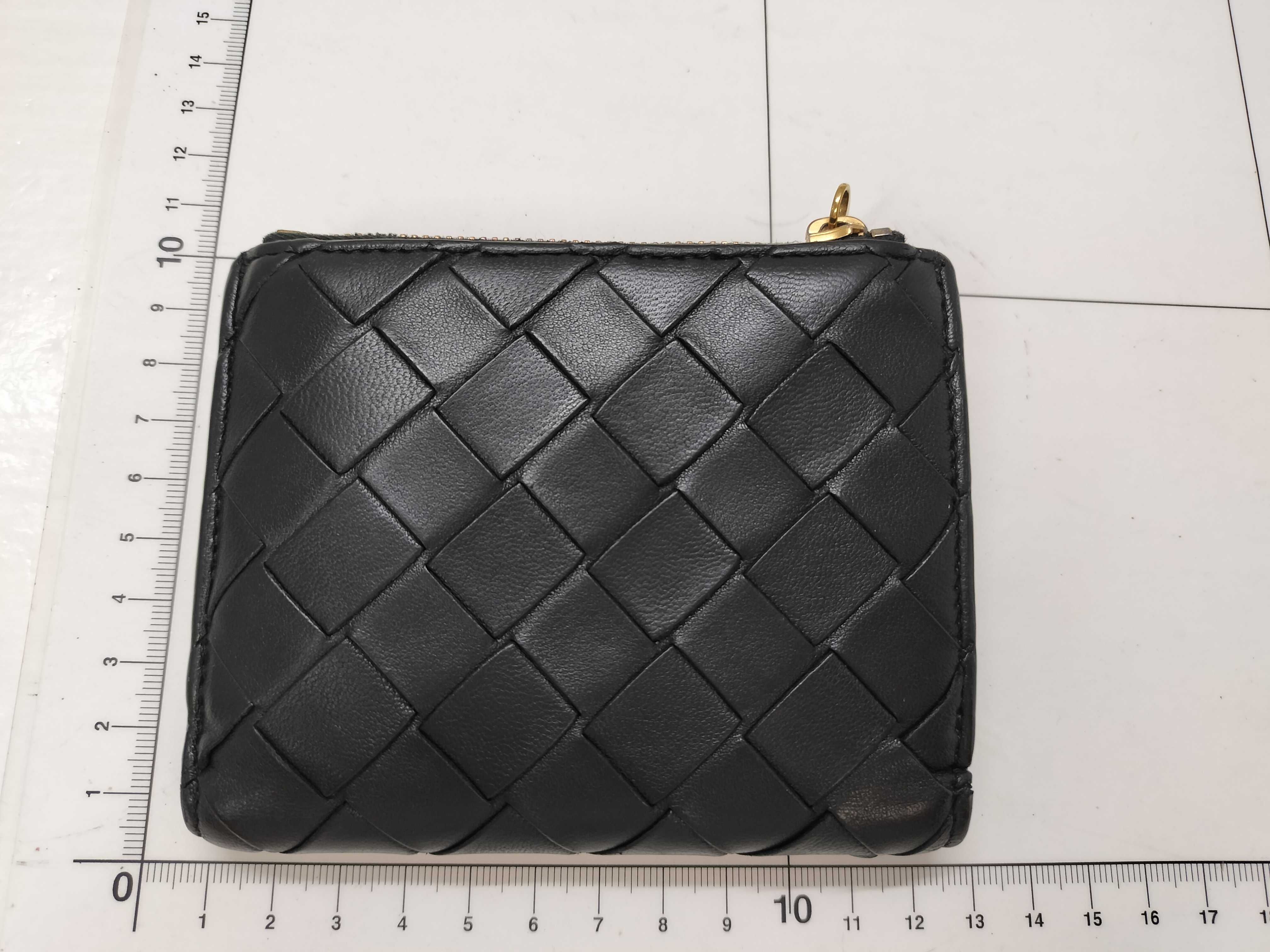 Intrecciato Maxi Intrecciato Leather Bi-fold Wallet, Black, with Serial Number and Box. — view 2