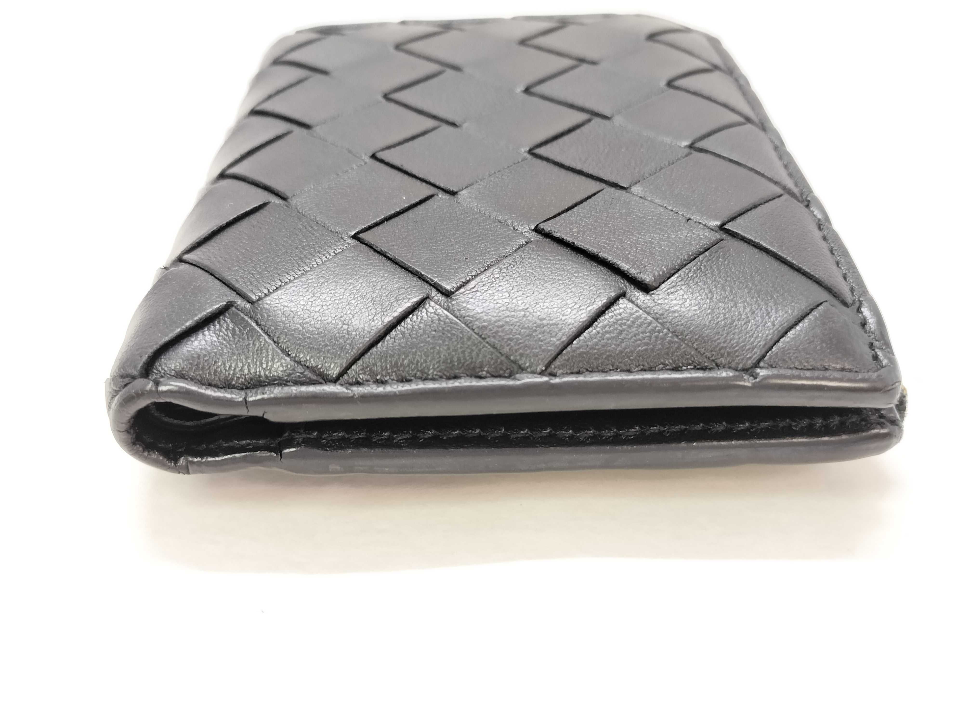 Intrecciato Maxi Intrecciato Leather Bi-fold Wallet, Black, with Serial Number and Box. — view 5