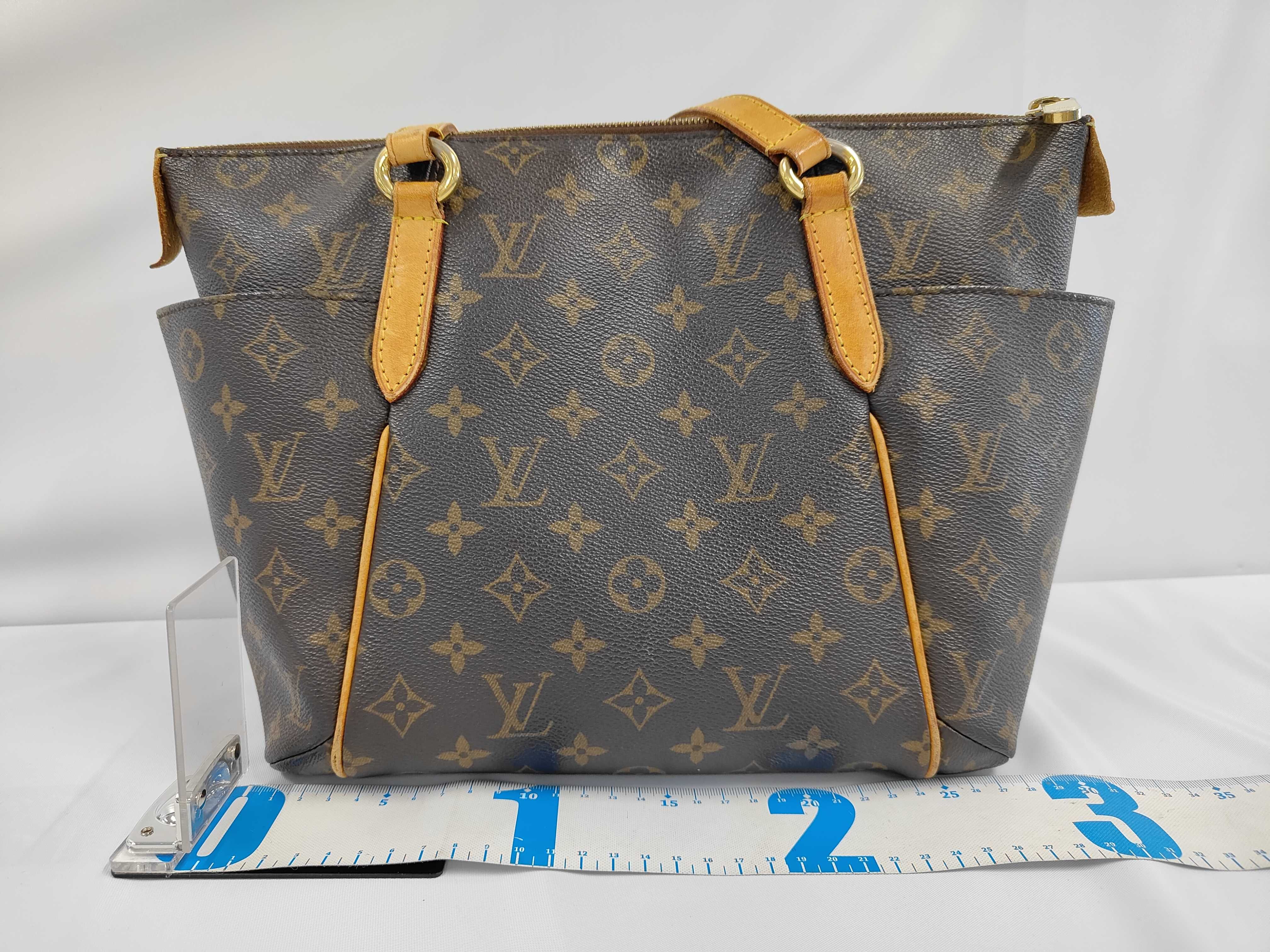 PRADA M56688 Totally PM FL1099 Tote Bag — view 2