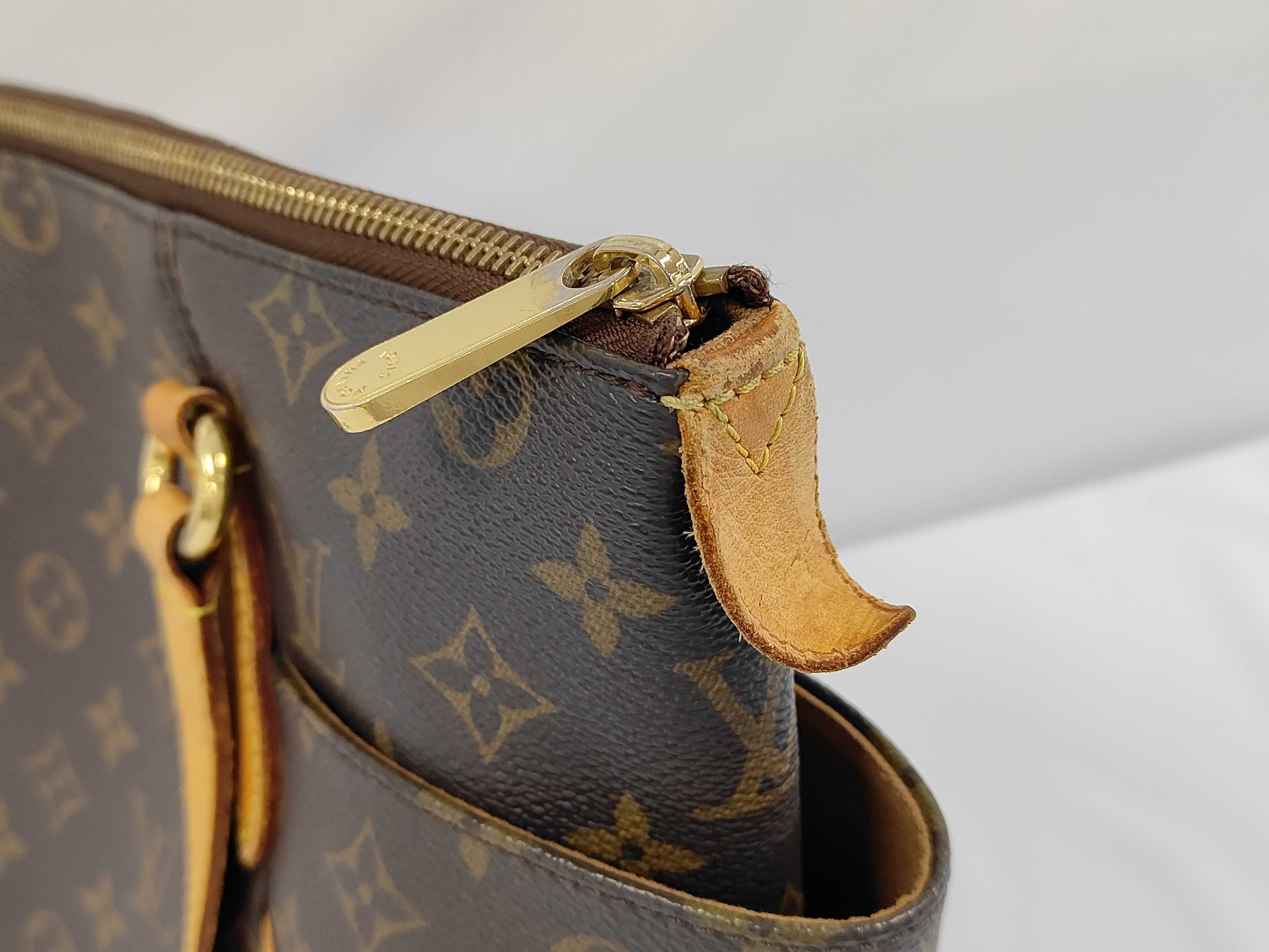 PRADA M56688 Totally PM FL1099 Tote Bag — view 8