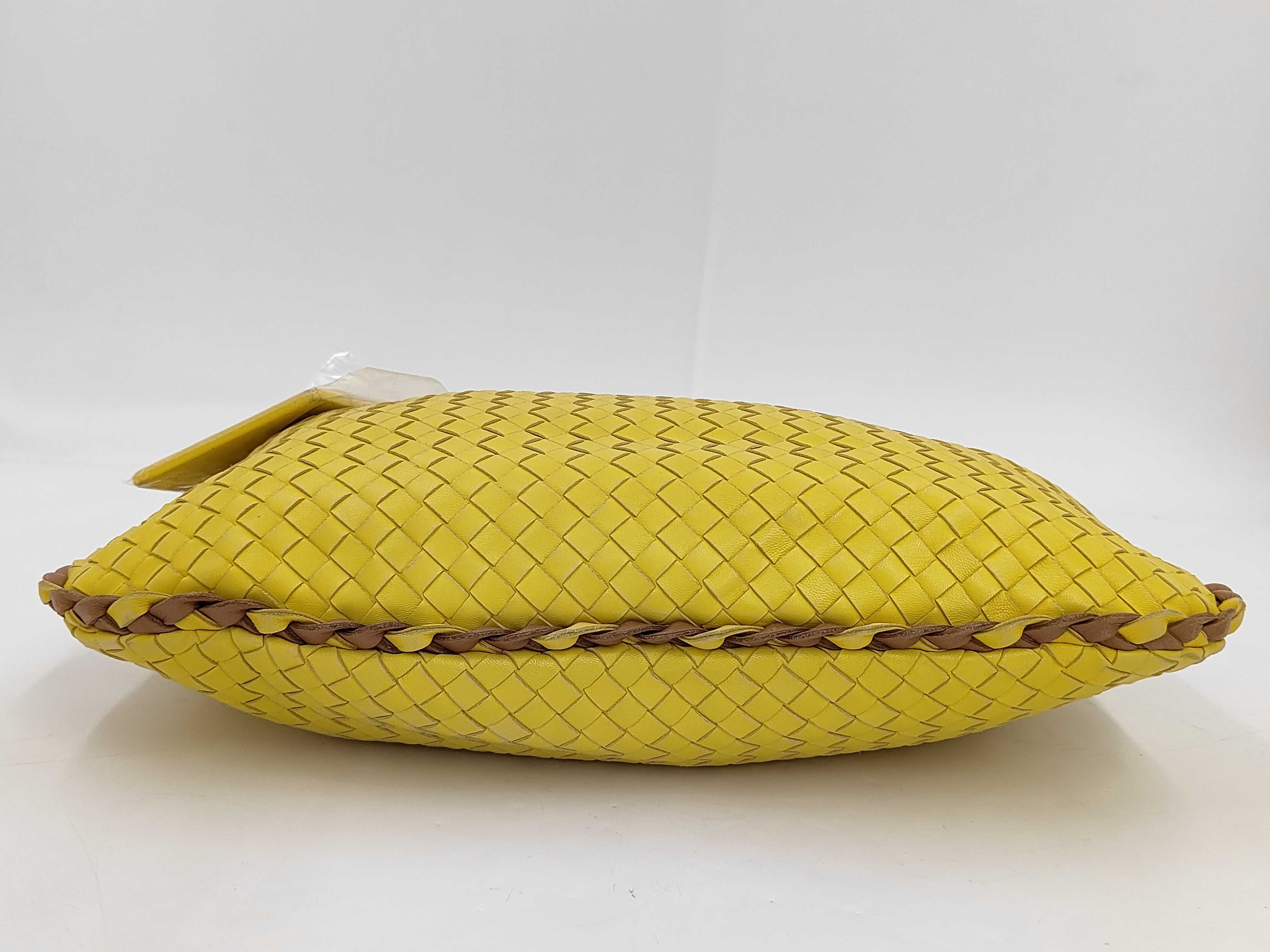 Intrecciato Hobo Handbag — view 4