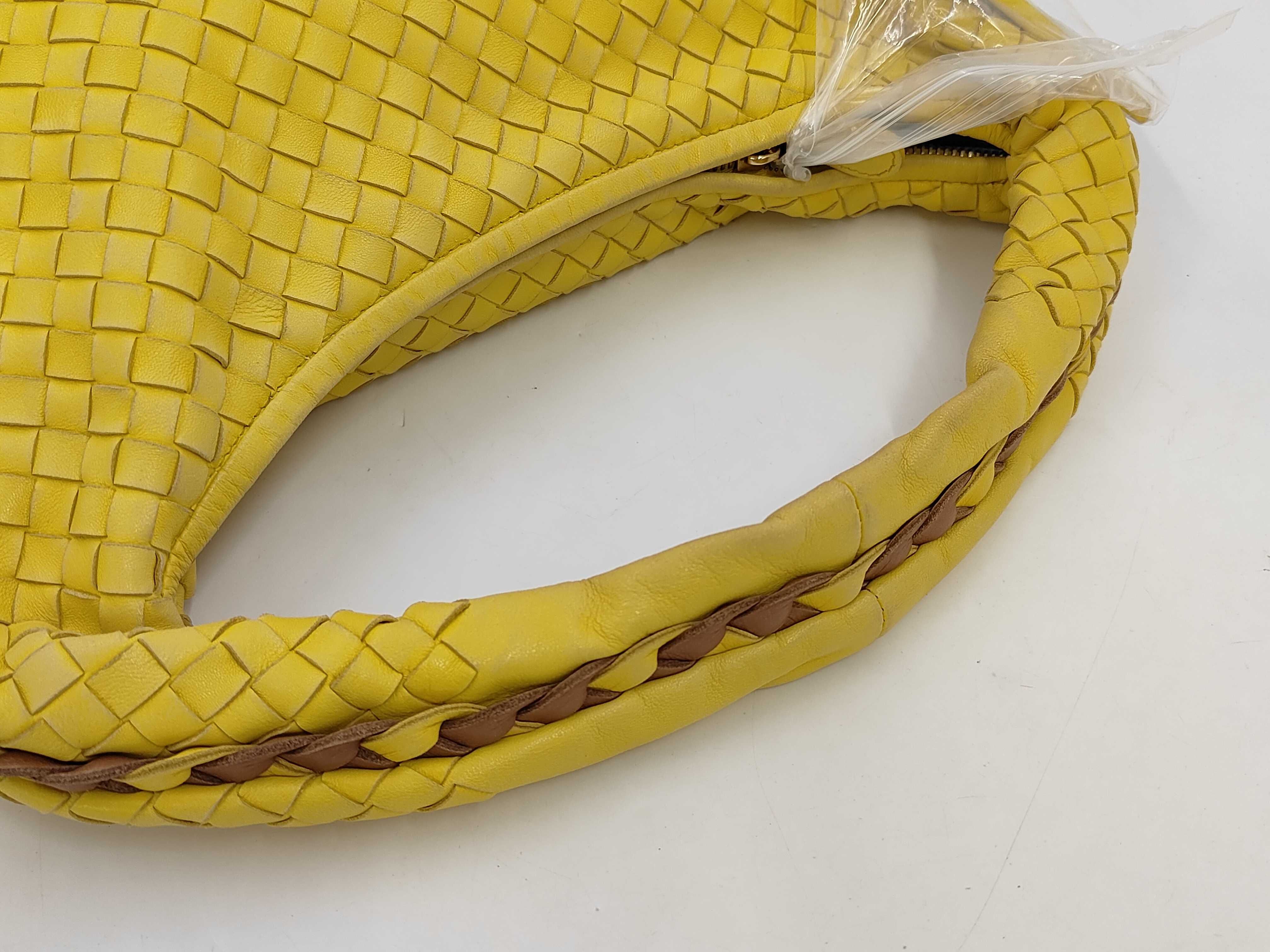 Intrecciato Hobo Handbag — view 5