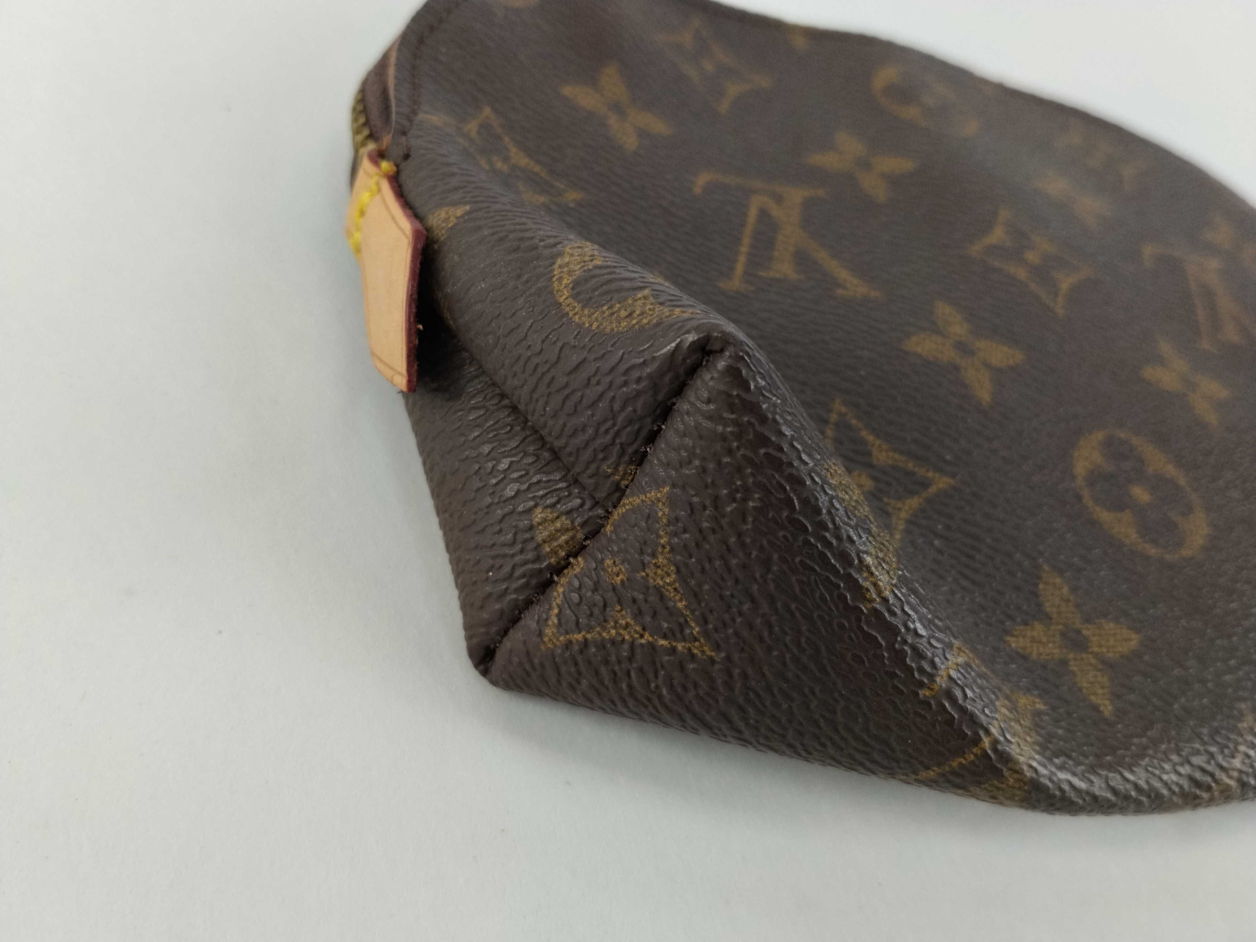 Monogram Louis Vuitton Pochette Cosmetic PM M47515 Pouch — view 3