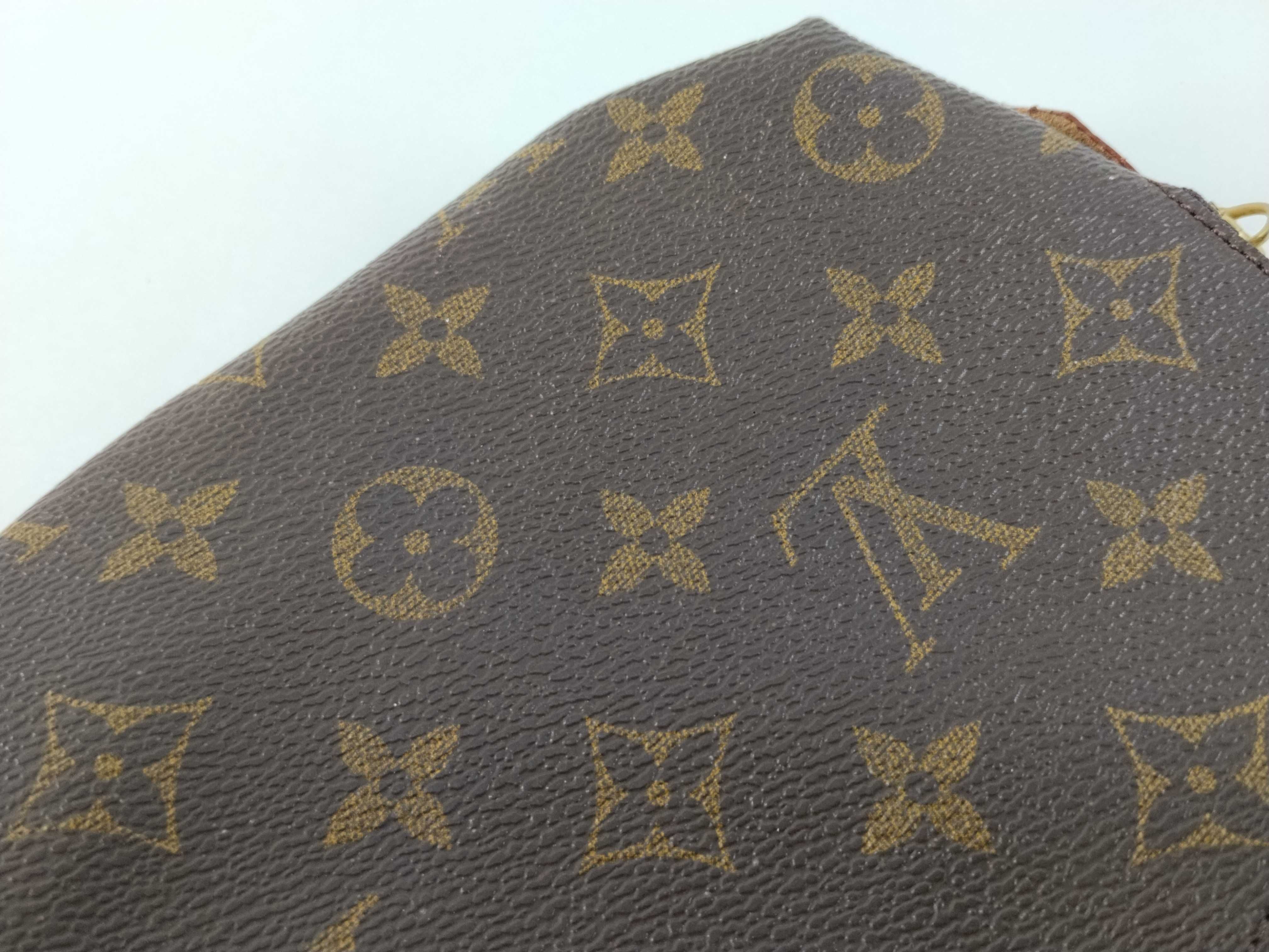 Monogram Louis Vuitton Pochette Cosmetic PM M47515 Pouch — view 6