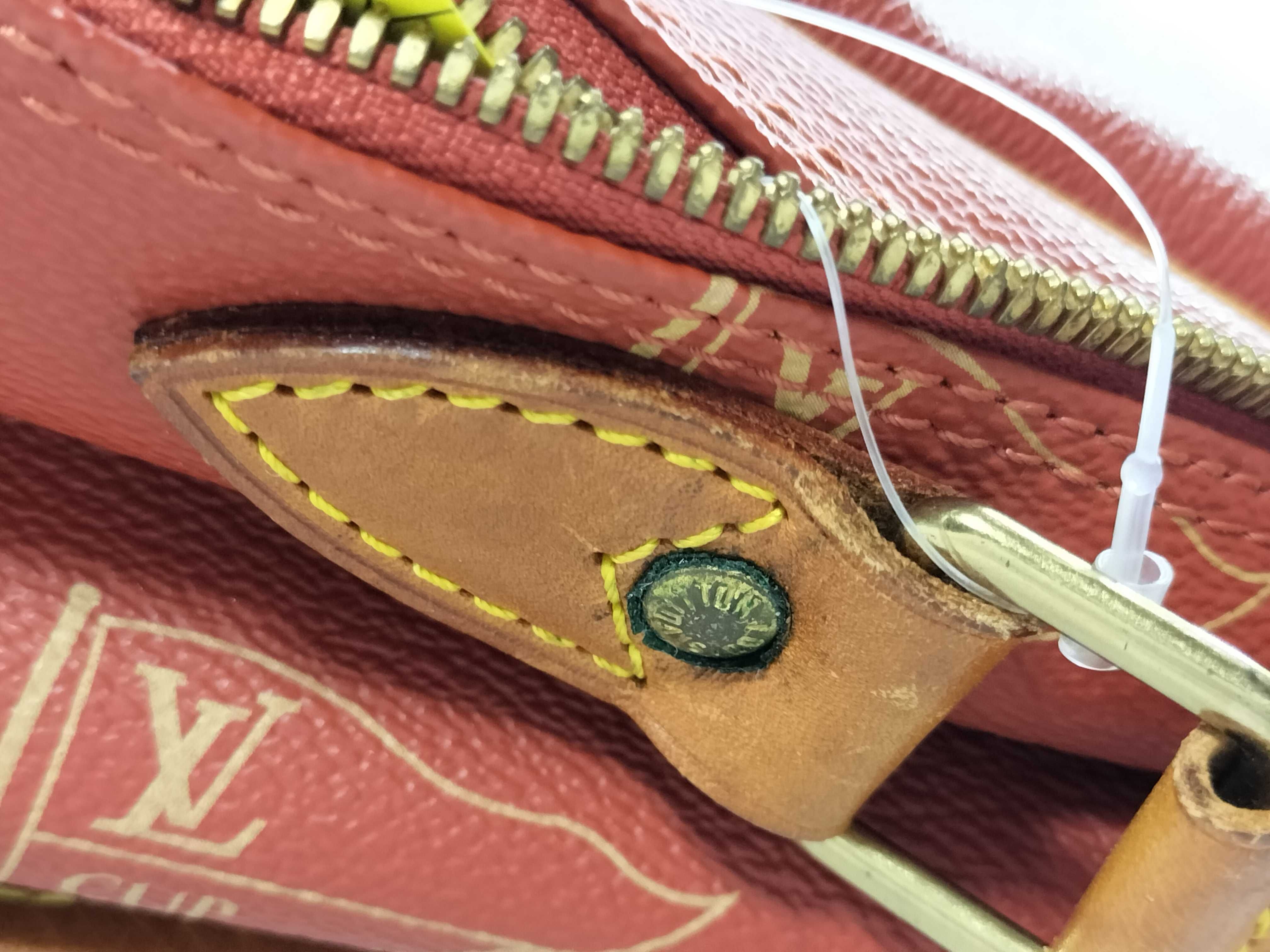 Cup M80028 Shoulder Bag — view 3