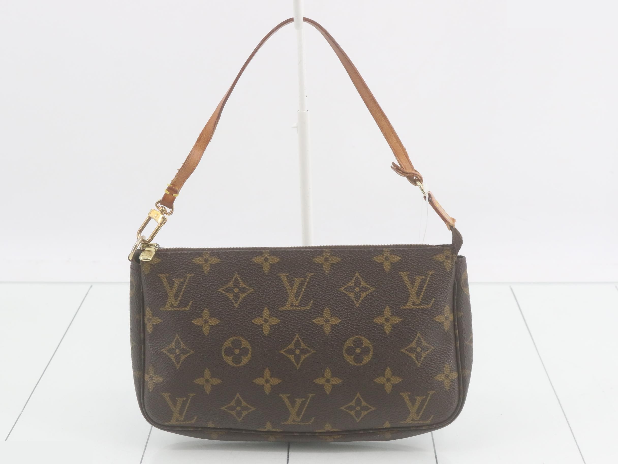 LV Monogram Pochette Accessoires (older model) handbag