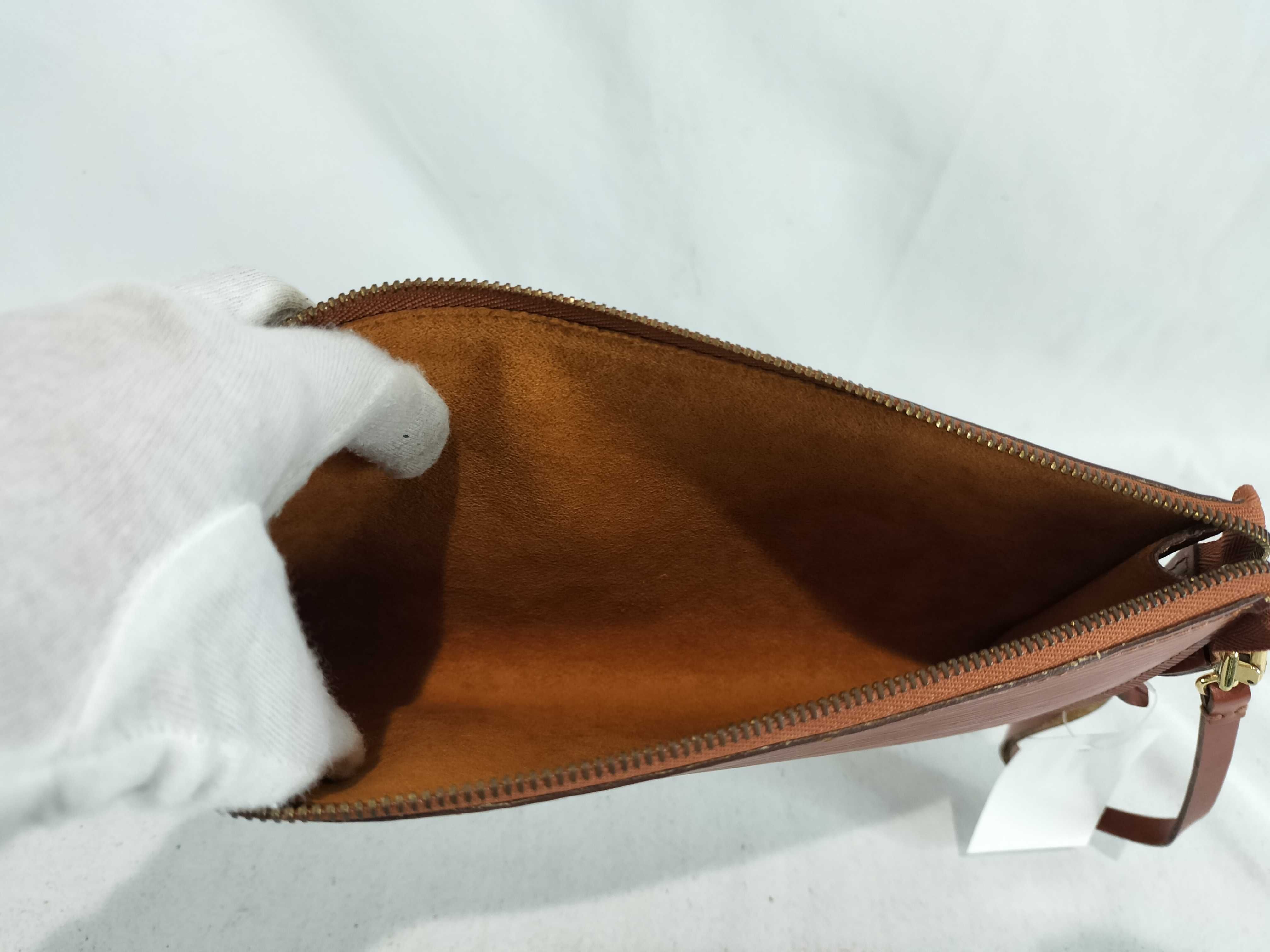 Epi Pochette Accessoires Pouch — view 11