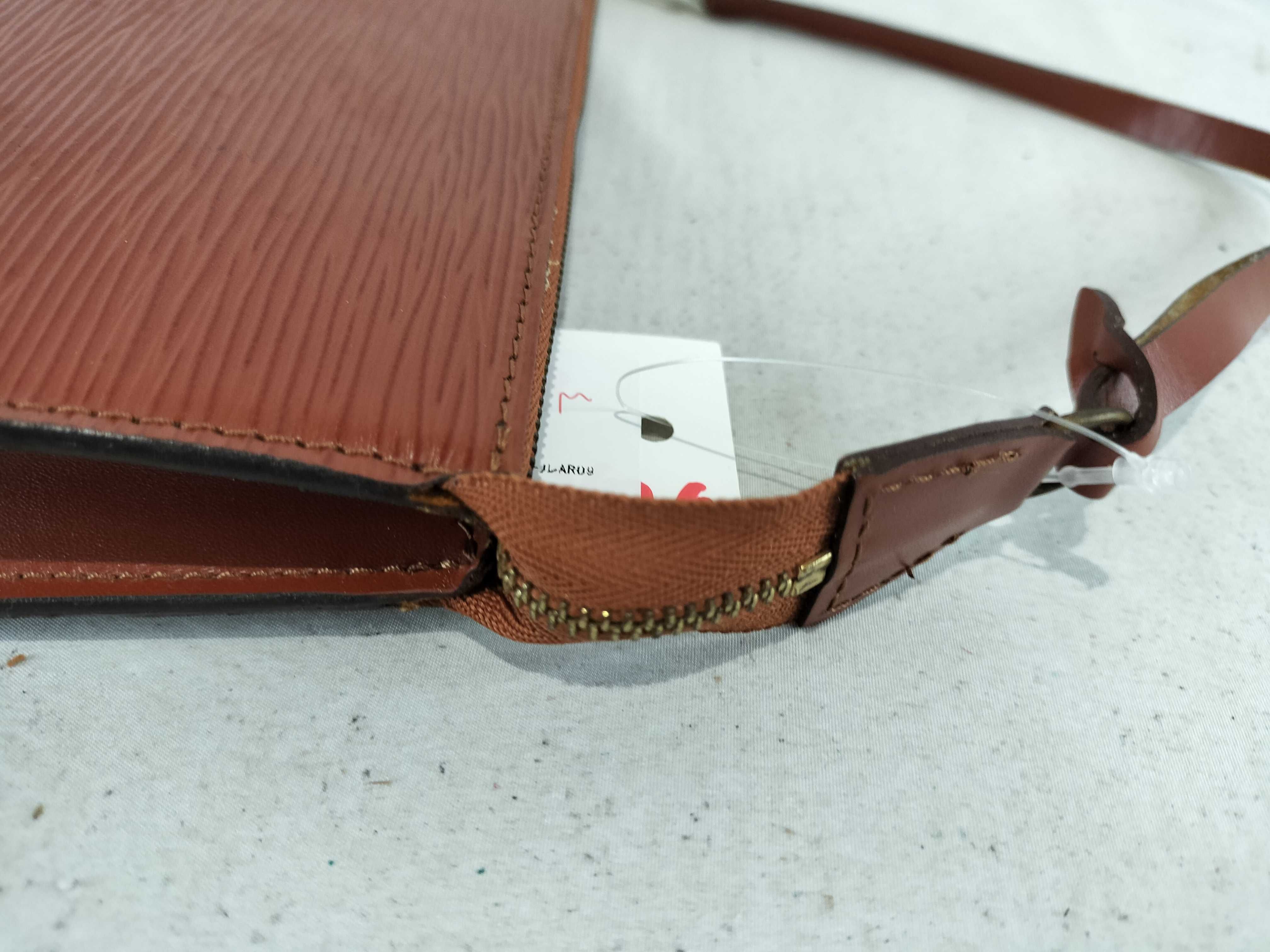 Epi Pochette Accessoires Pouch — view 6