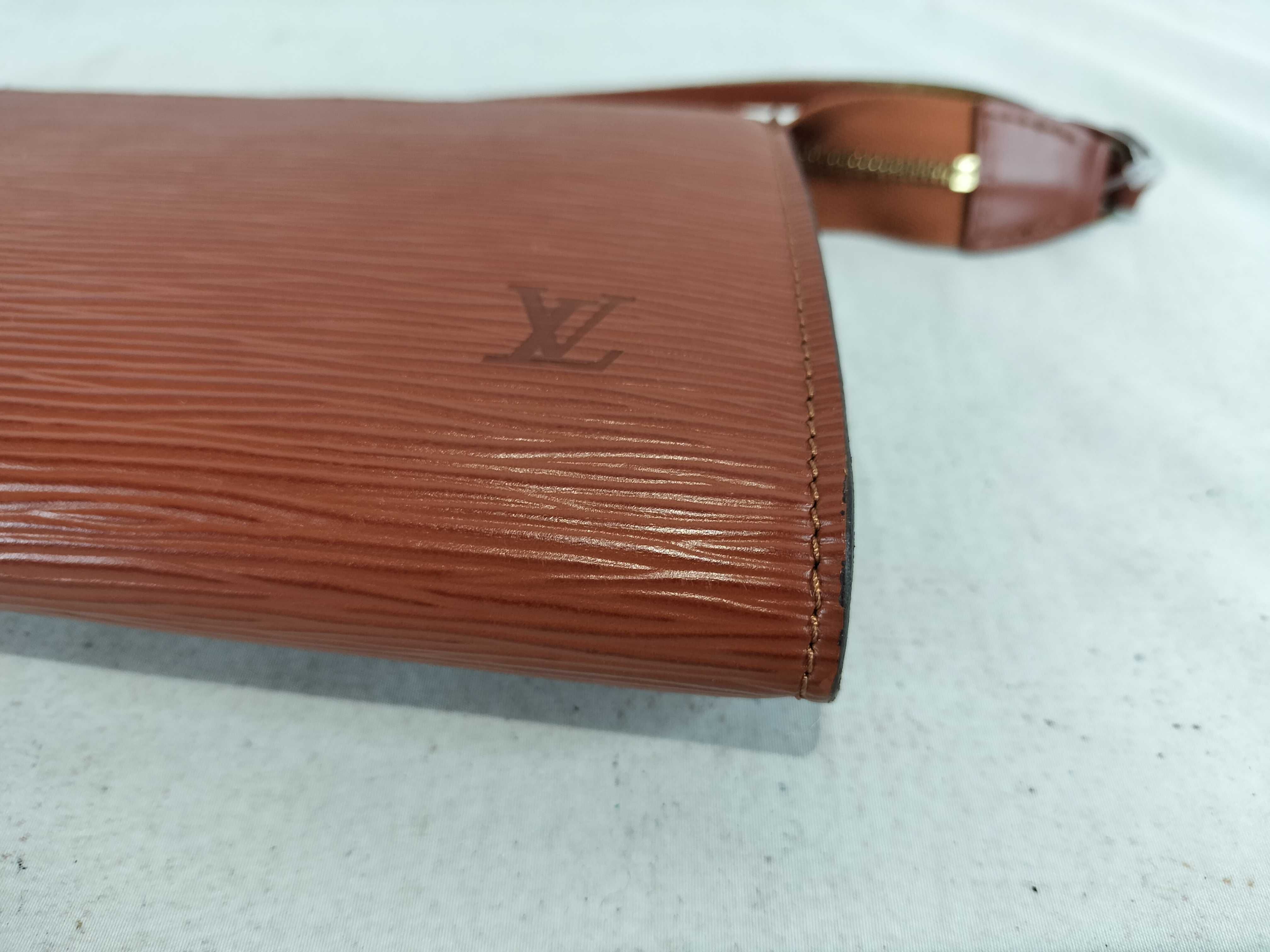 Epi Pochette Accessoires Pouch — view 7
