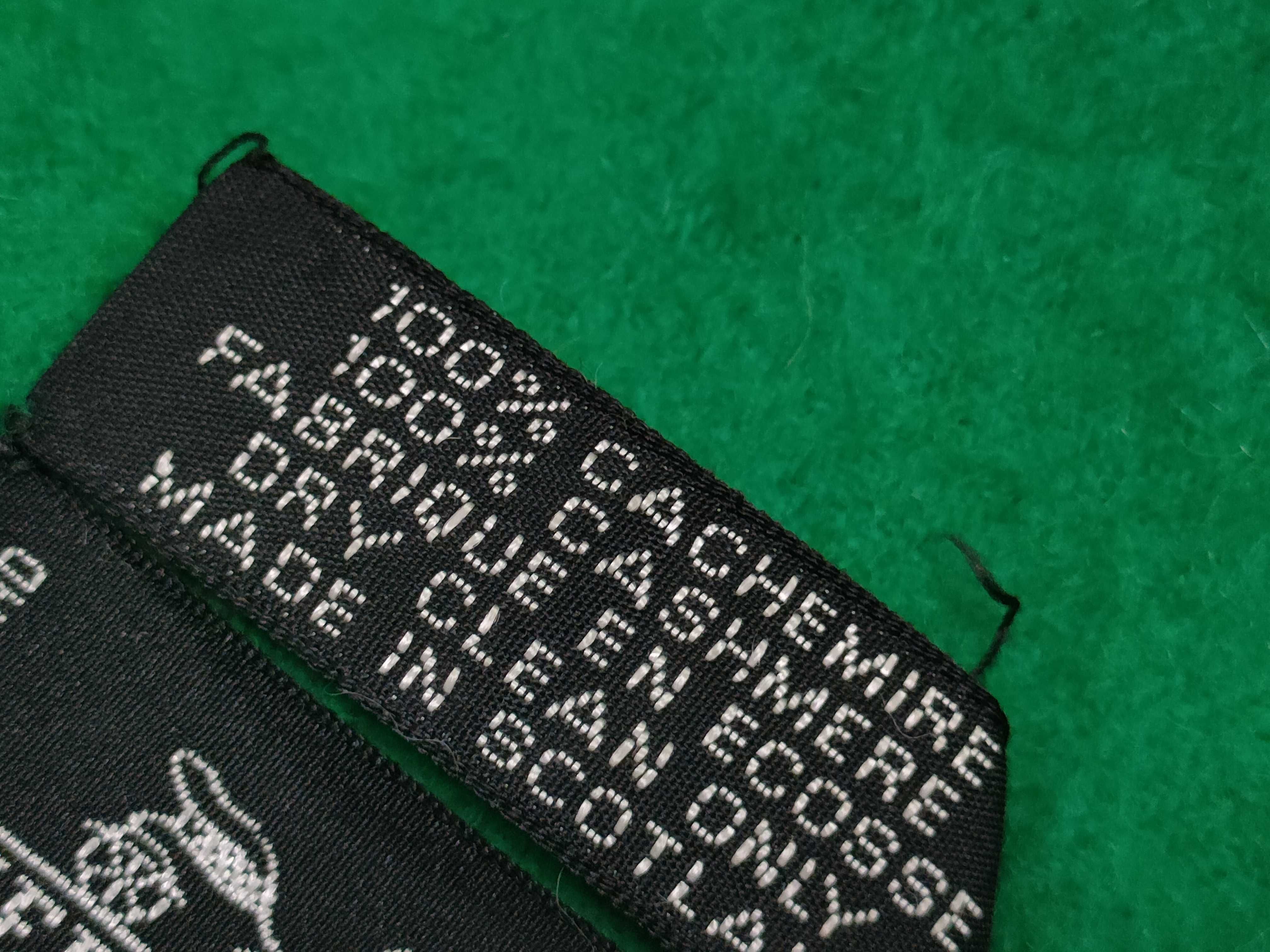 scarf and other accessories — view 4