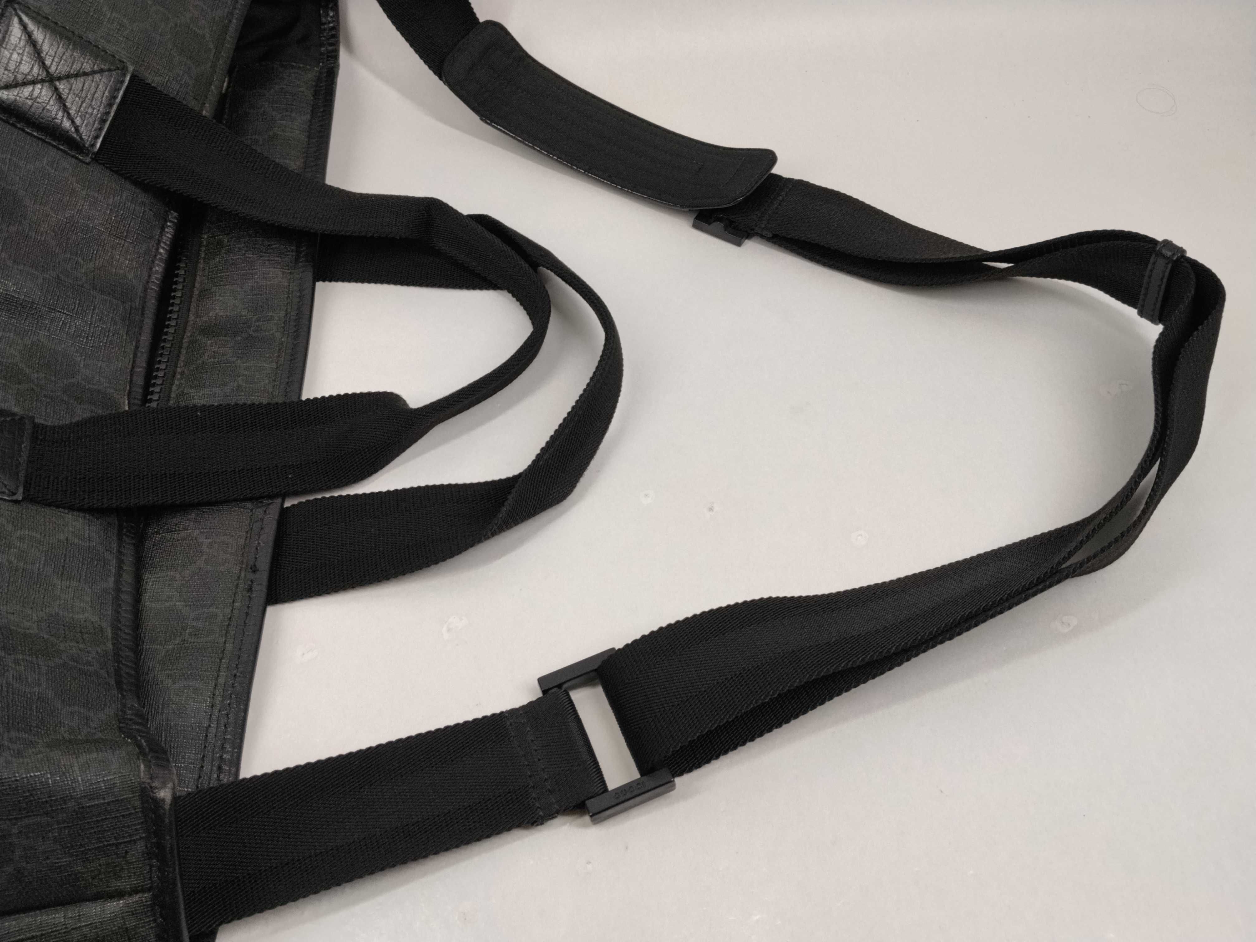 GG Supreme 2-way handbag — view 4