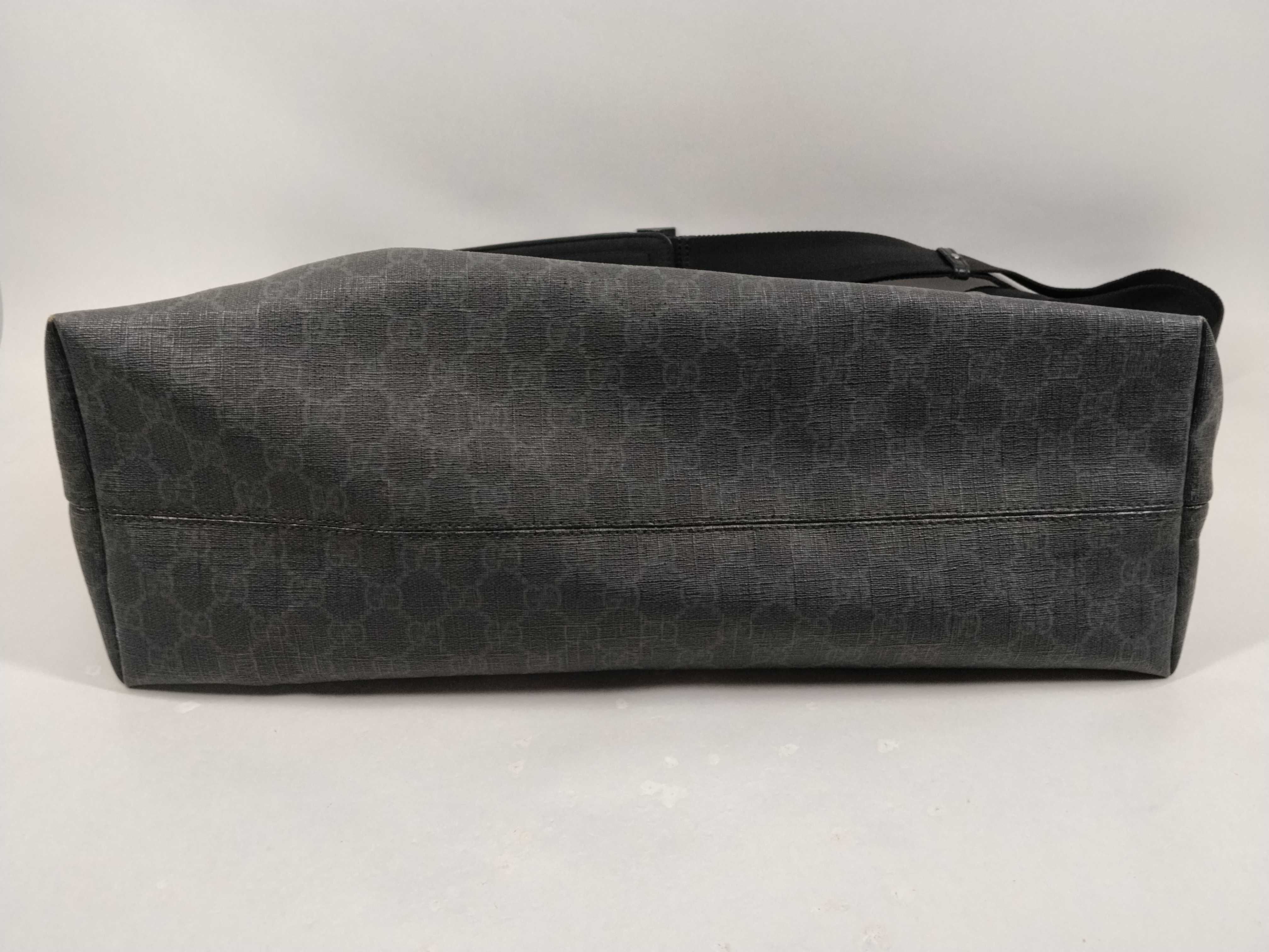 GG Supreme 2-way handbag — view 7