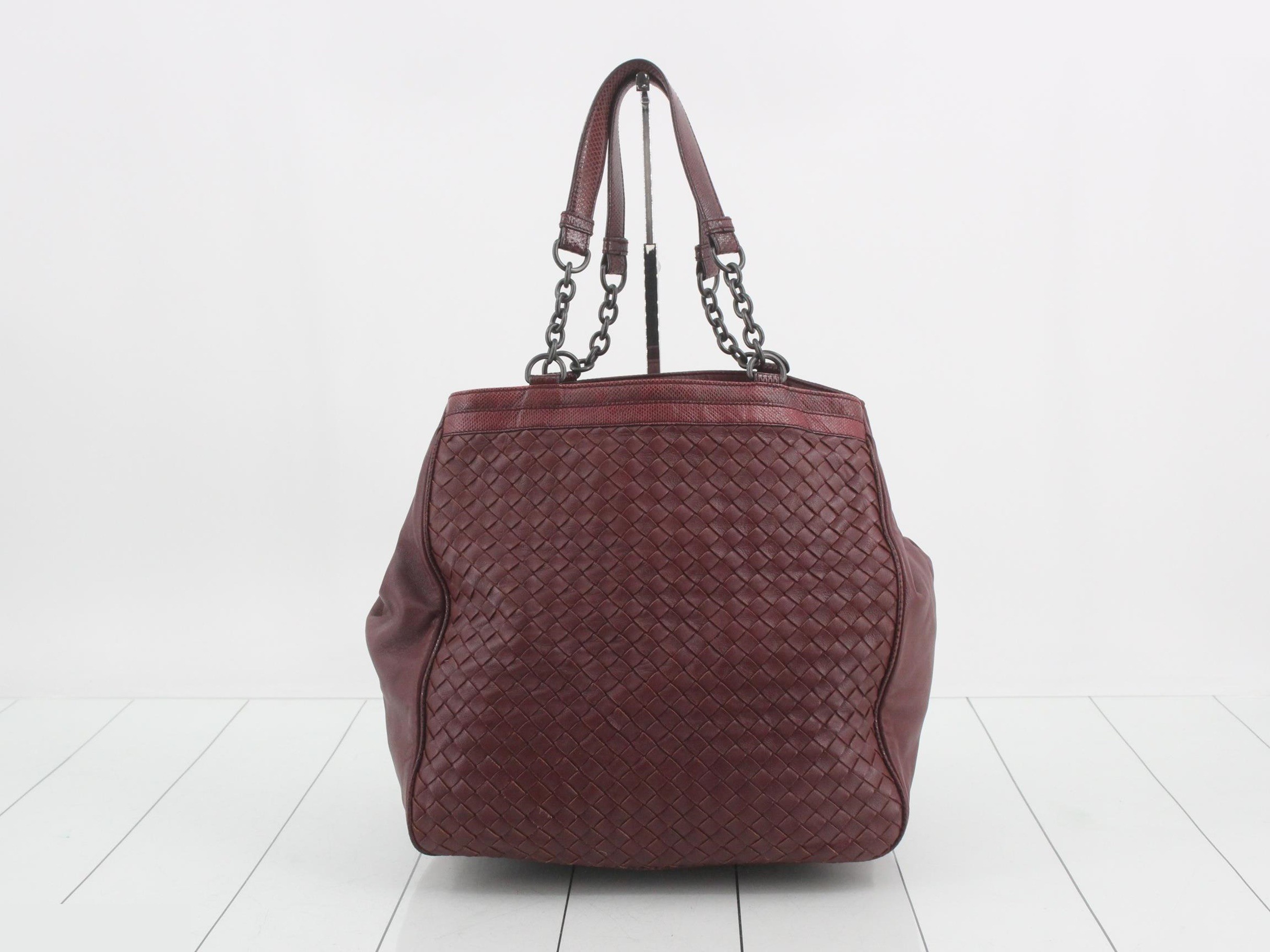 Intrecciato (bag) - Handbag with chain — view 2