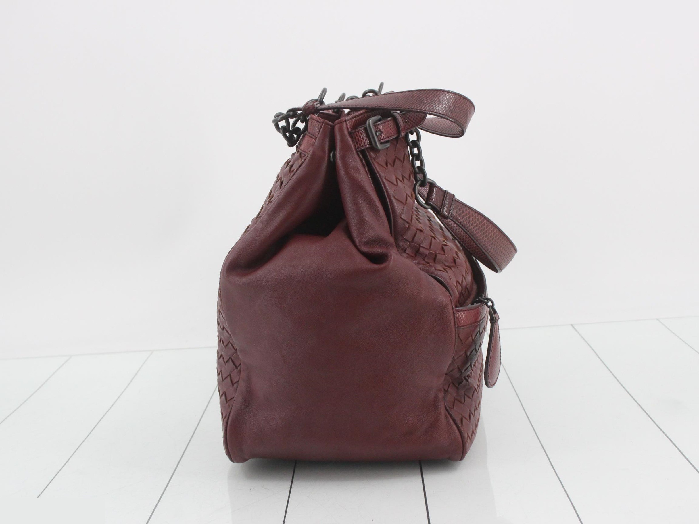 Intrecciato (bag) - Handbag with chain — view 4