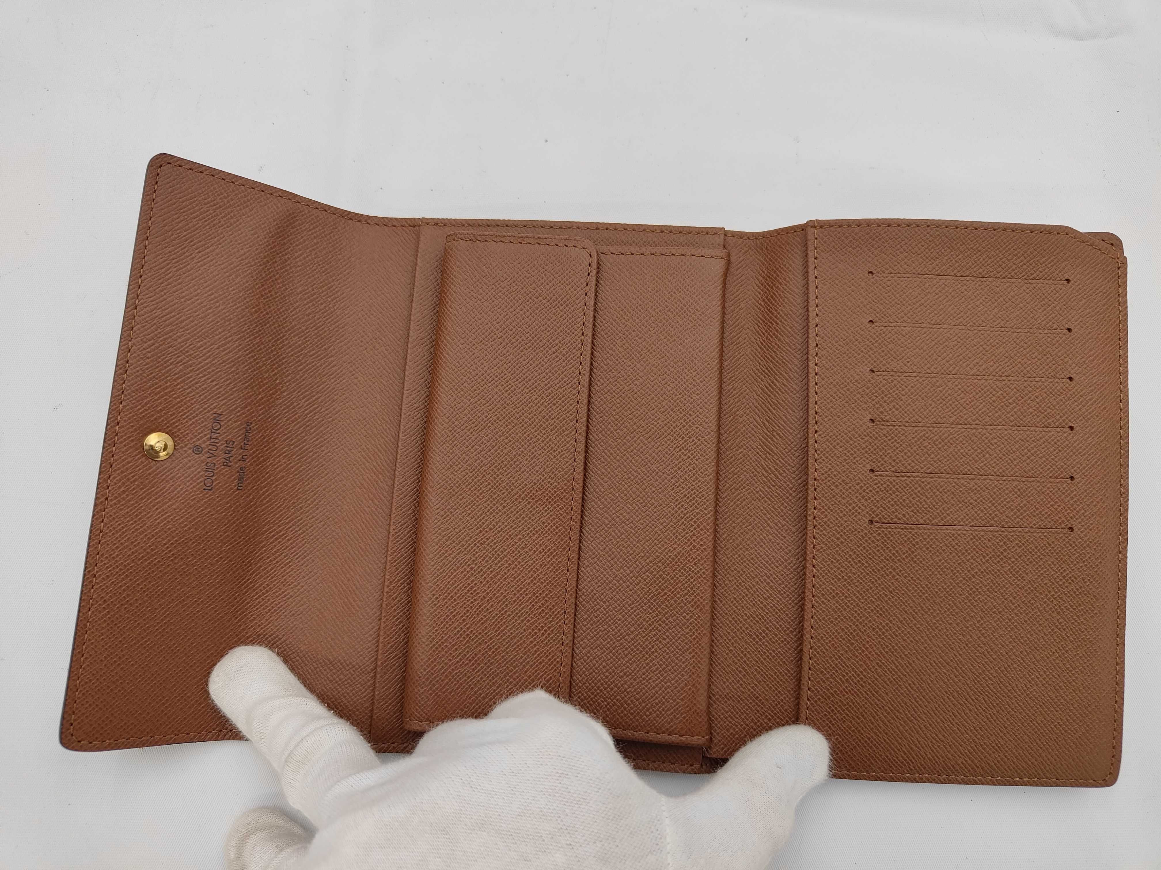 Monogram Louis Vuitton Portefeuille Tresor Etui Papier Tri-fold Wallet Monogram M61202 Wallet — view 4
