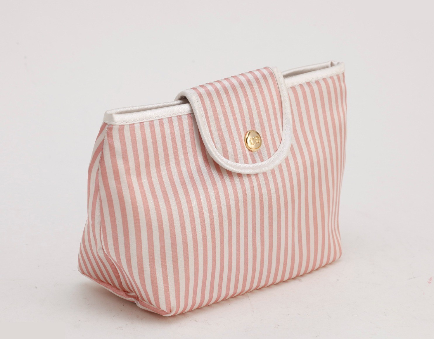 Other lines: Bags and pouches — view 2