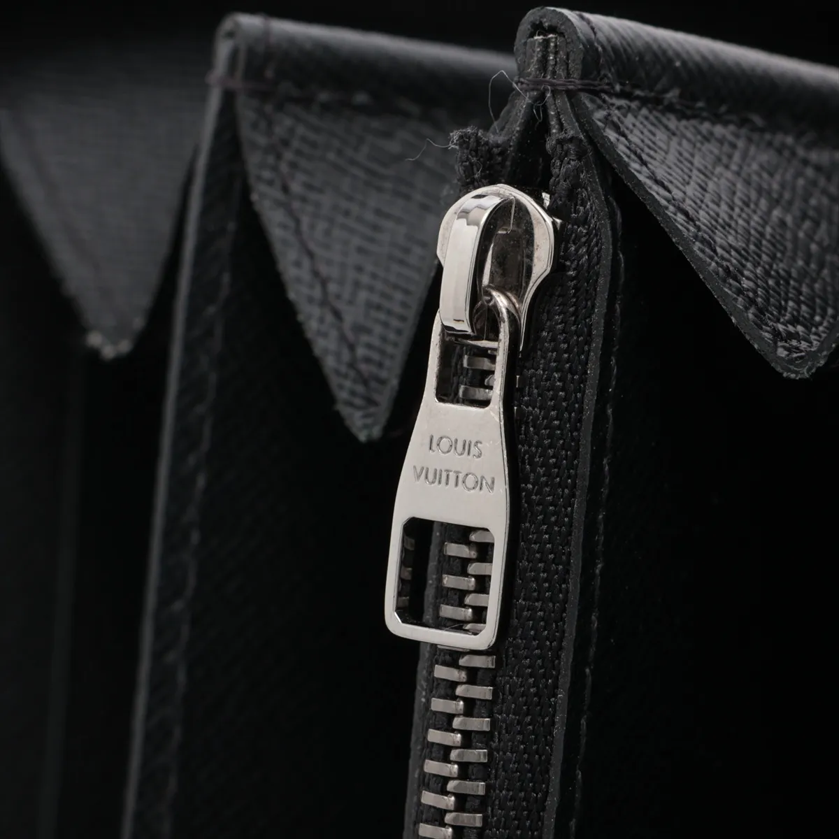 Monogram Eclipse Zippy XL M61698 CA0189 Black Round Zip Wallet — view 12