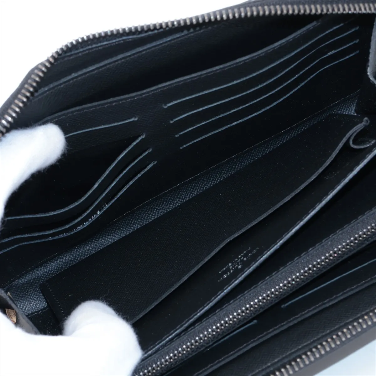 Monogram Eclipse Zippy XL M61698 CA0189 Black Round Zip Wallet — view 5