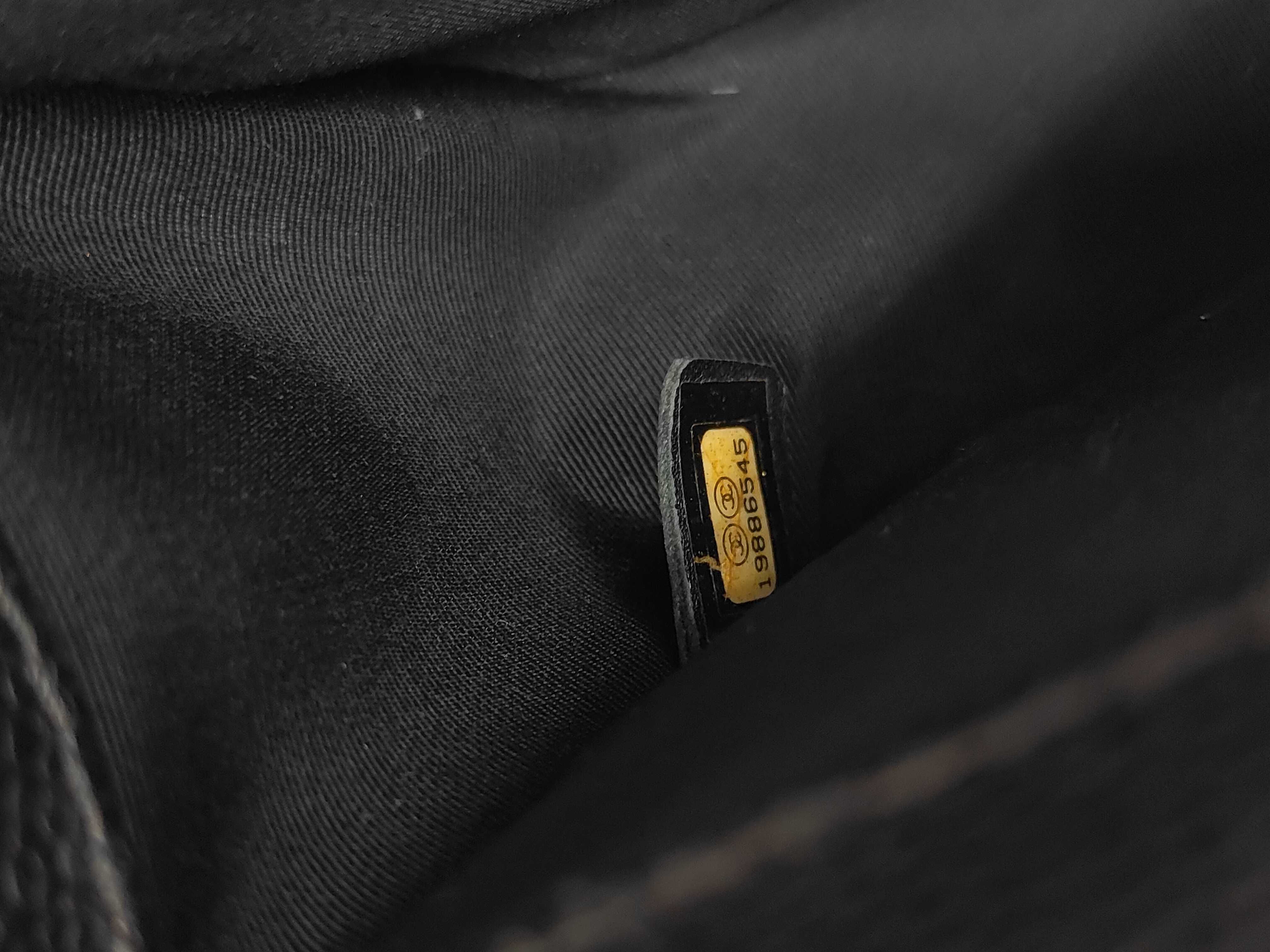 Boy Chanel Caviar Skin Black Shoulder Bag — view 11