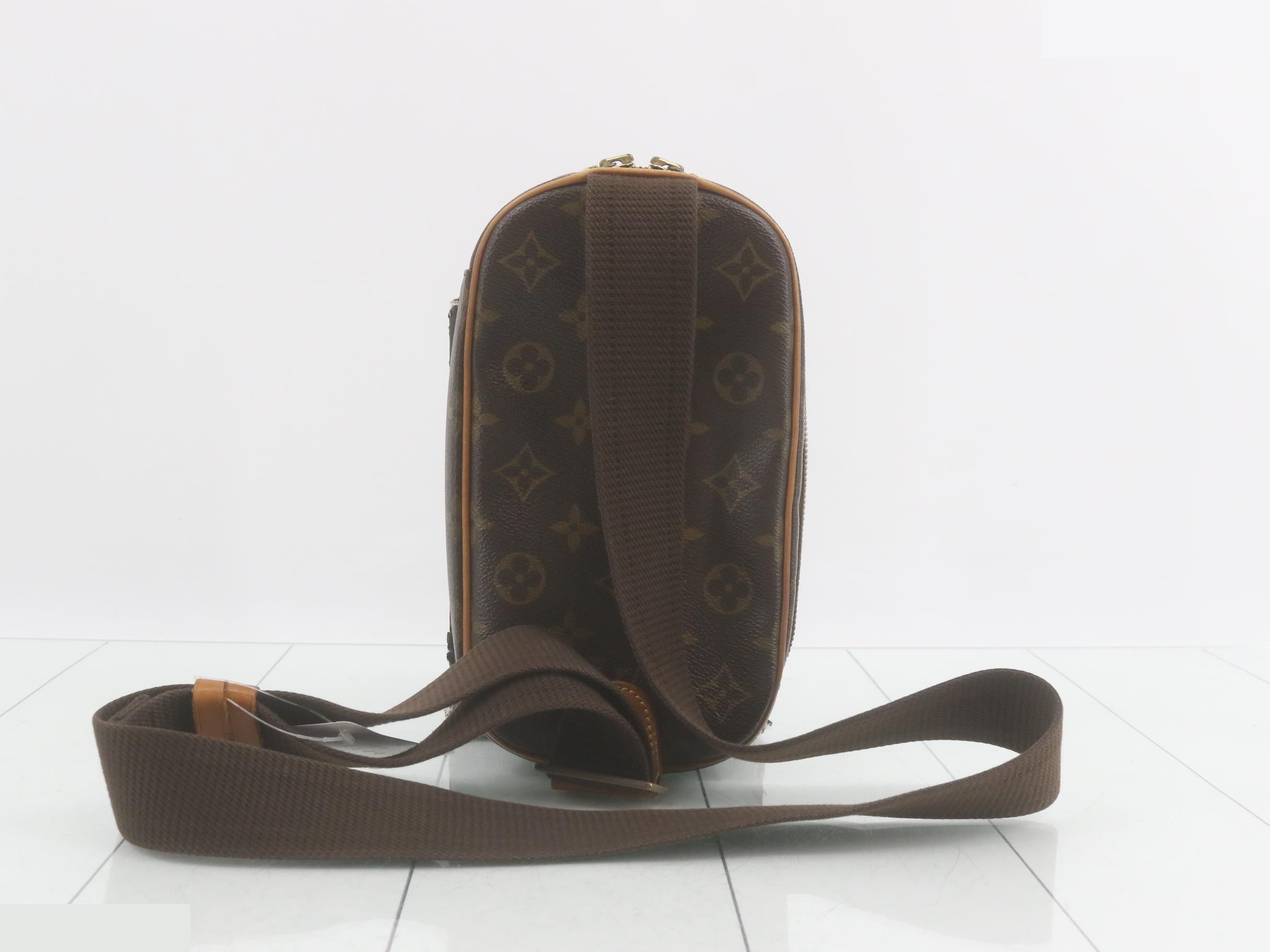 Pochette Gange Monogram — view 2