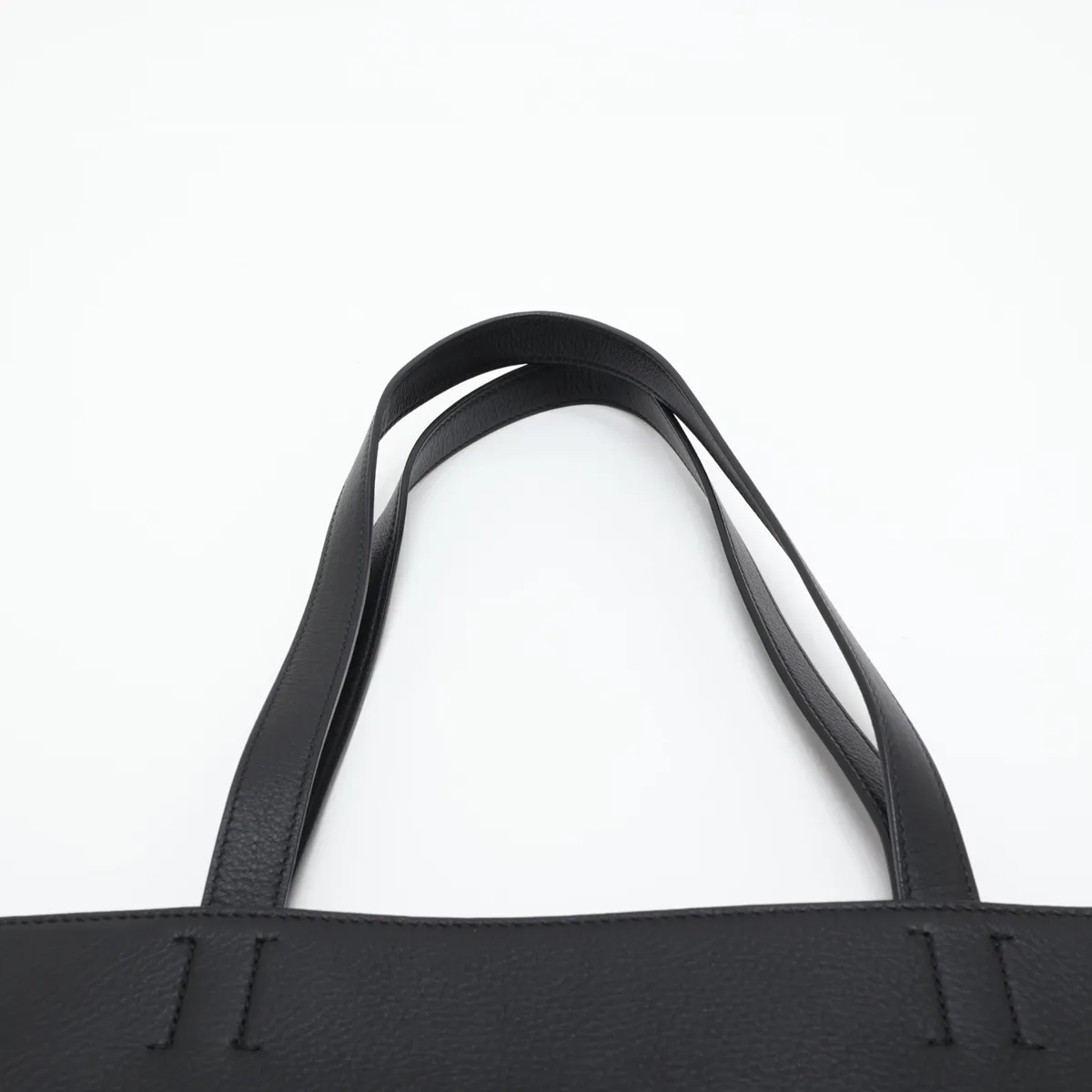 Everyday East West 618284 Leather Tote Bag, Black — view 6