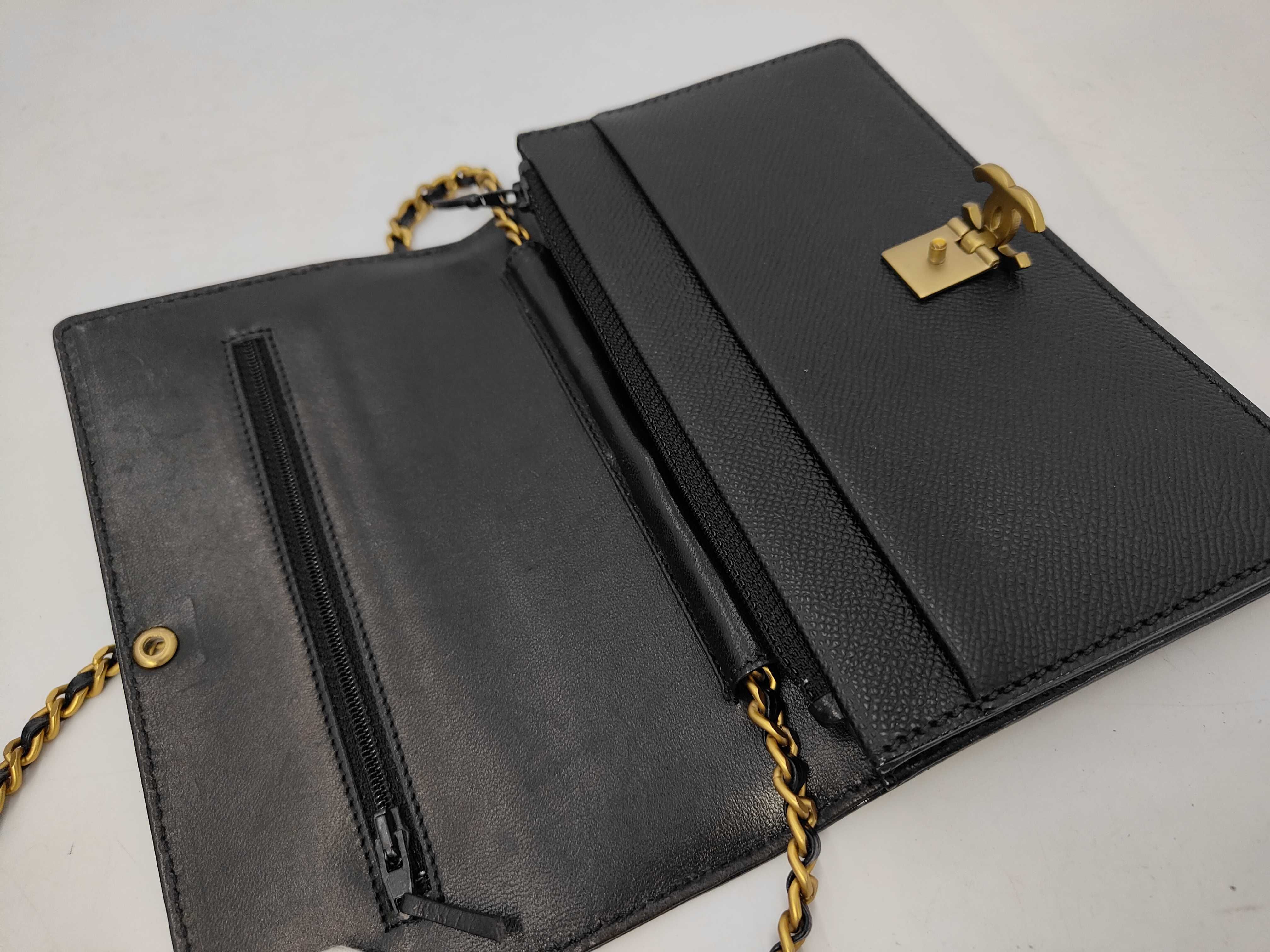 Chain Wallet (Series 5) — view 6