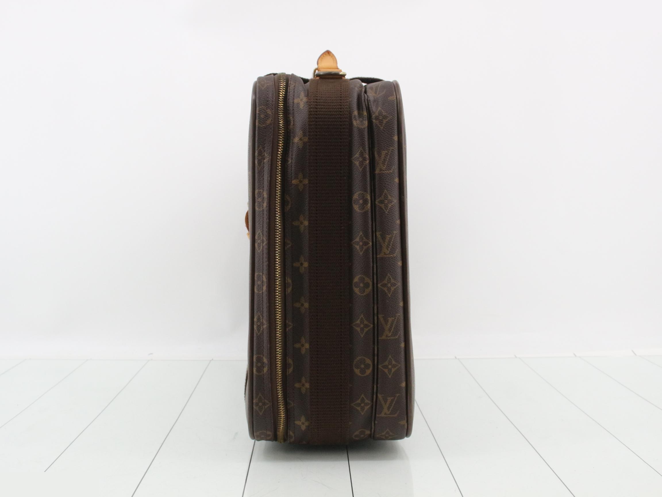 Satellite 53 2-Way Trunk Case — view 4