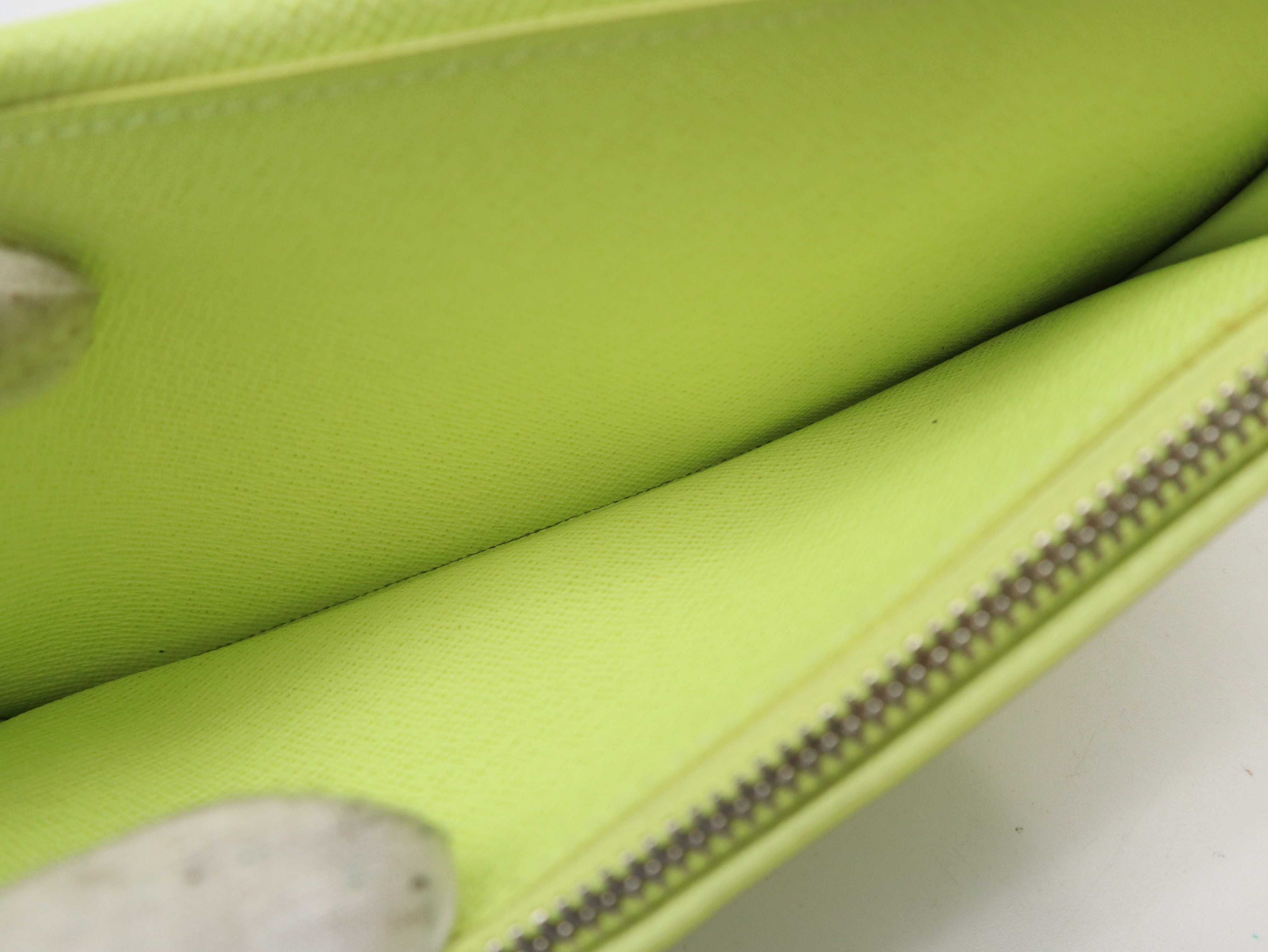 M14131 Taigarama Portefeuille Brazza Yellow Wallet with Box and Dust Bag, RFID ID Tested. — view 9