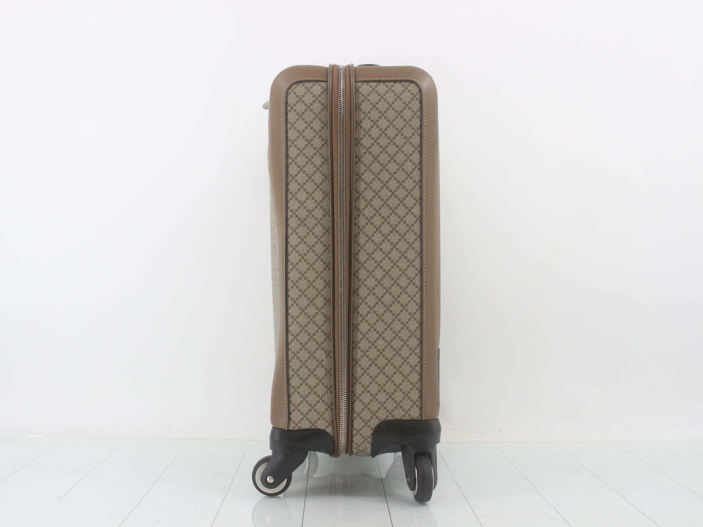 carry bag — view 3