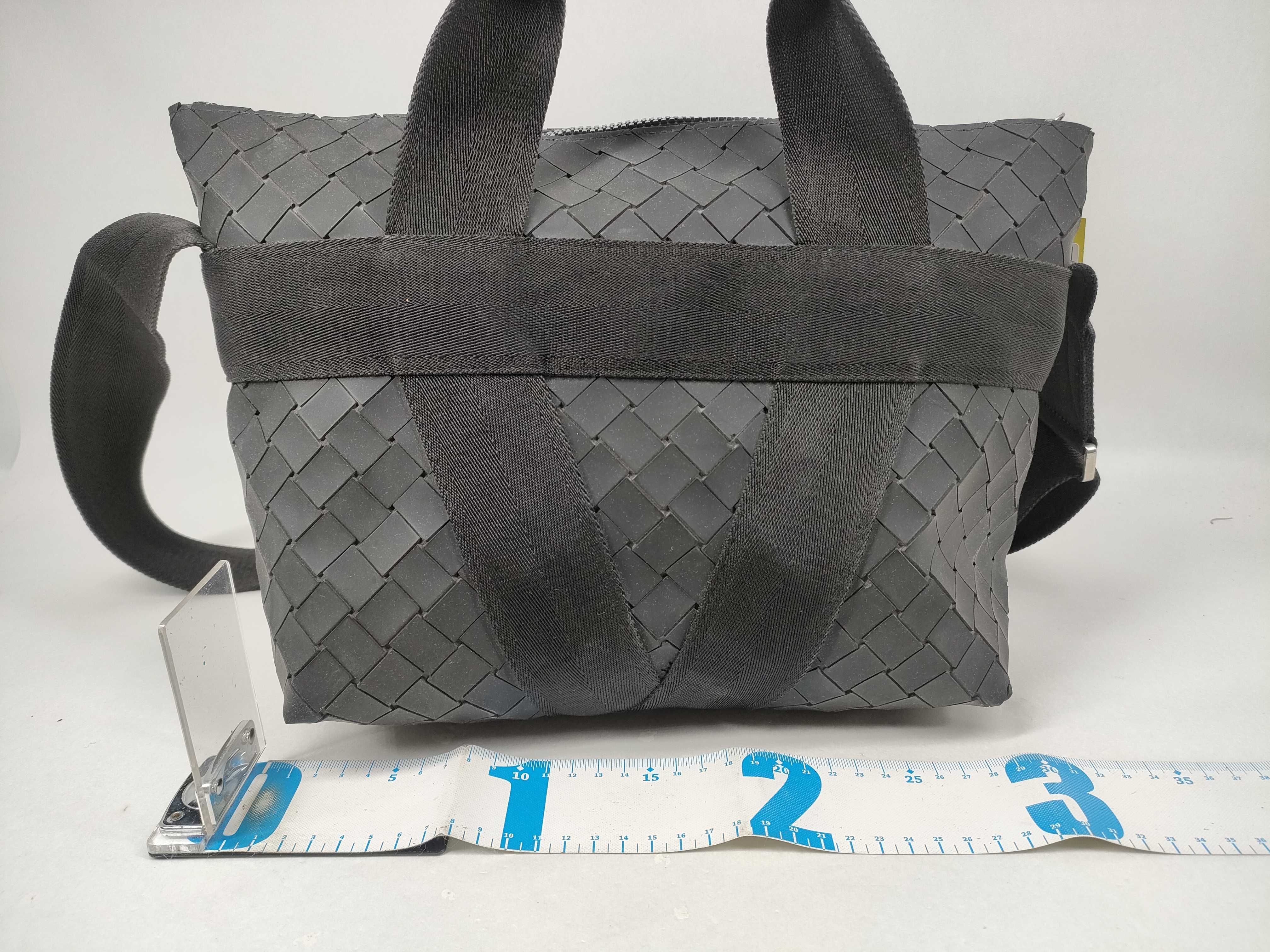 Intrecciato Rubber Buffa Black Messenger Bag Shoulder Bag — view 2