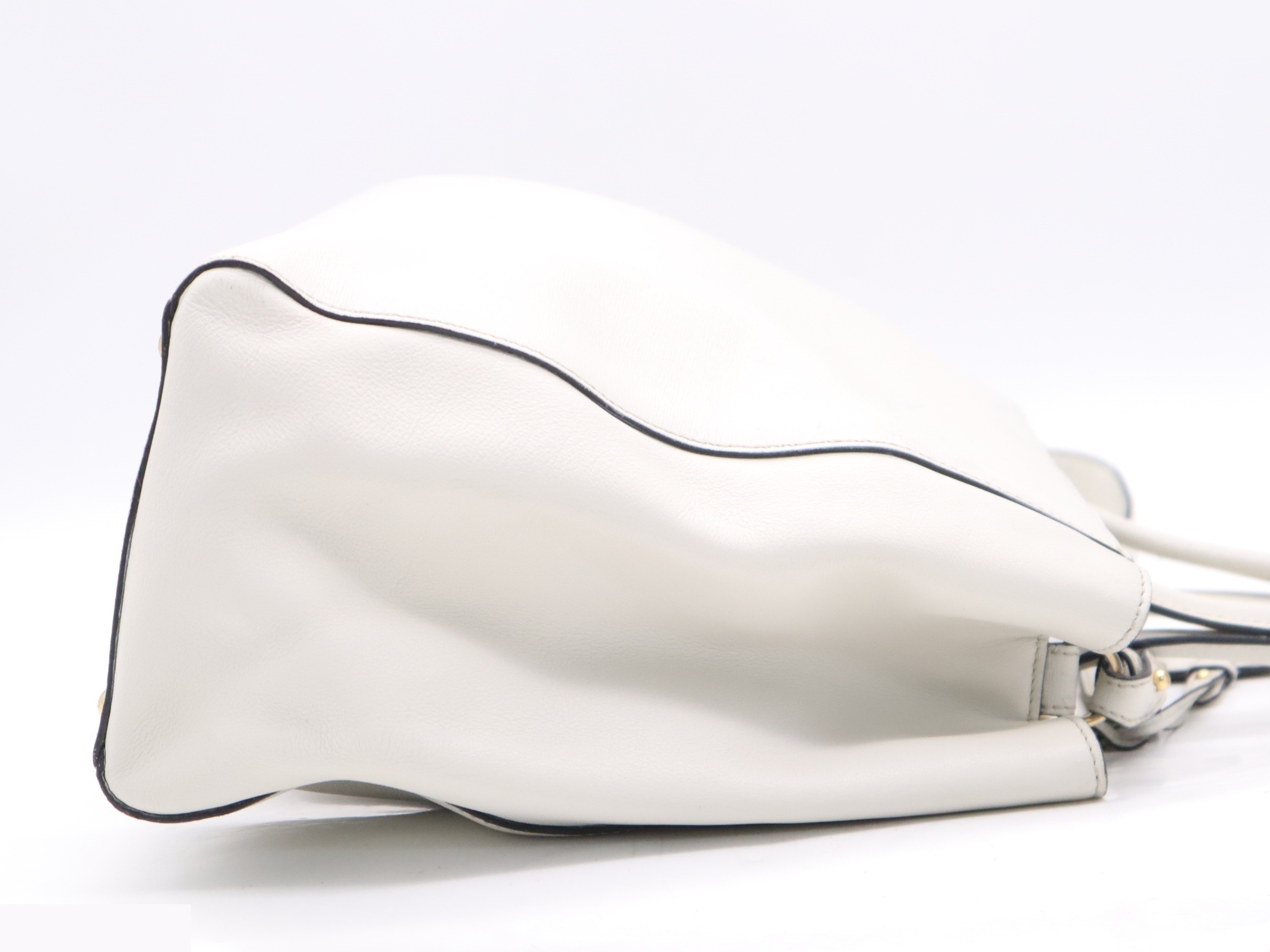 Leather Toujours tote bag, white, gold hardware, shoulder strap. — view 5