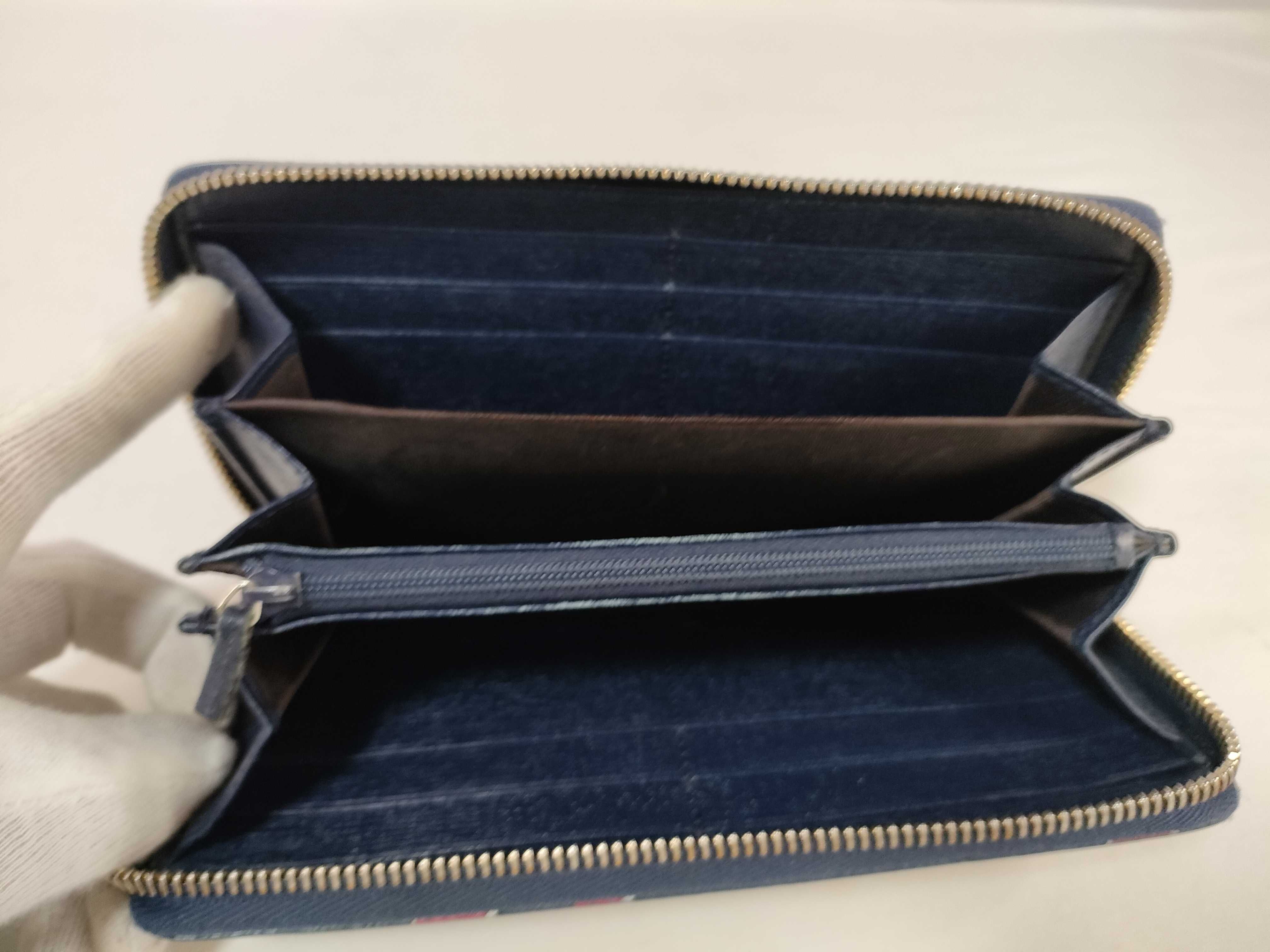 Heart Round Zip Long Wallet 309705 Wallet — view 11