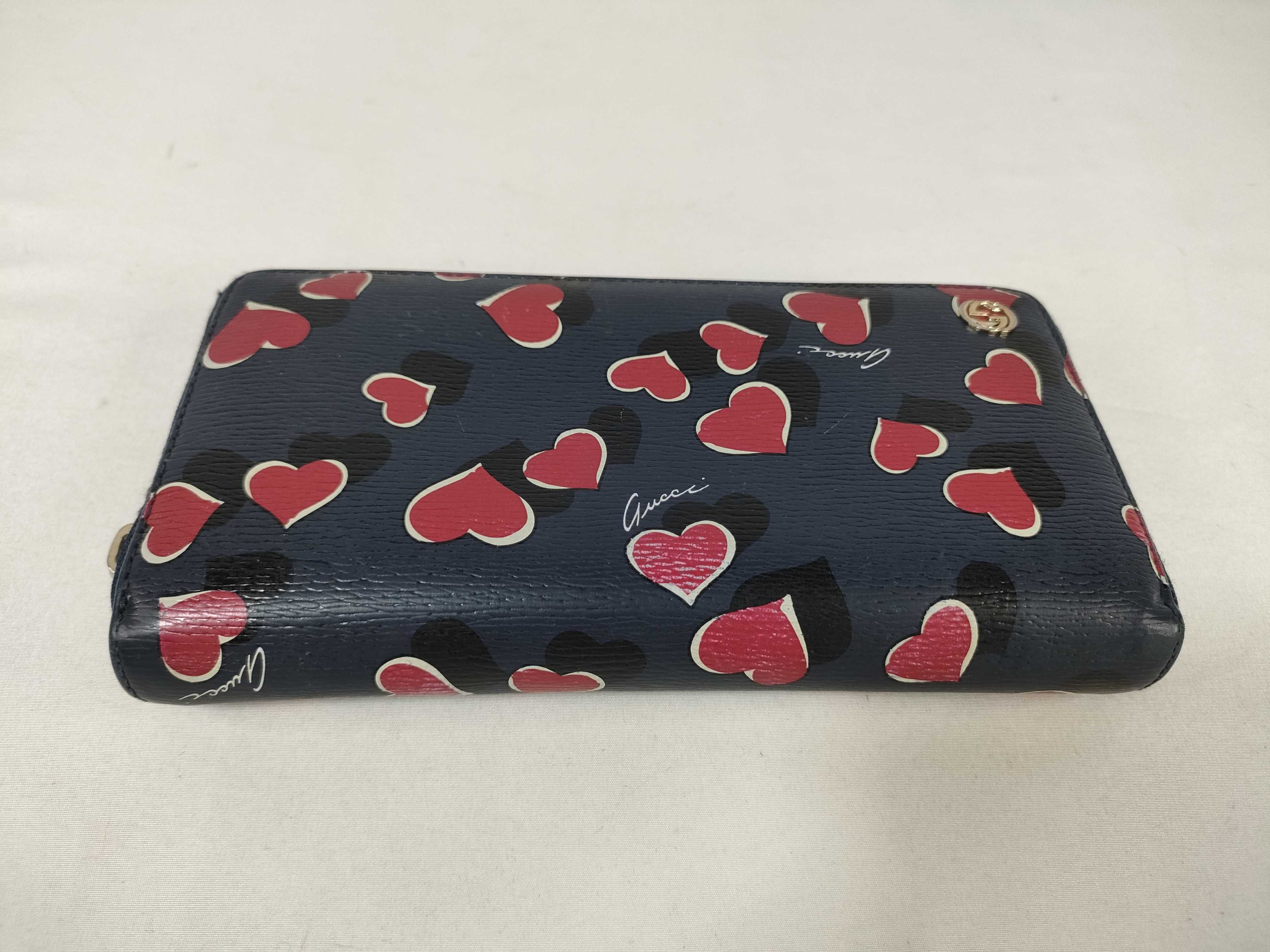 Heart Round Zip Long Wallet 309705 Wallet — view 3