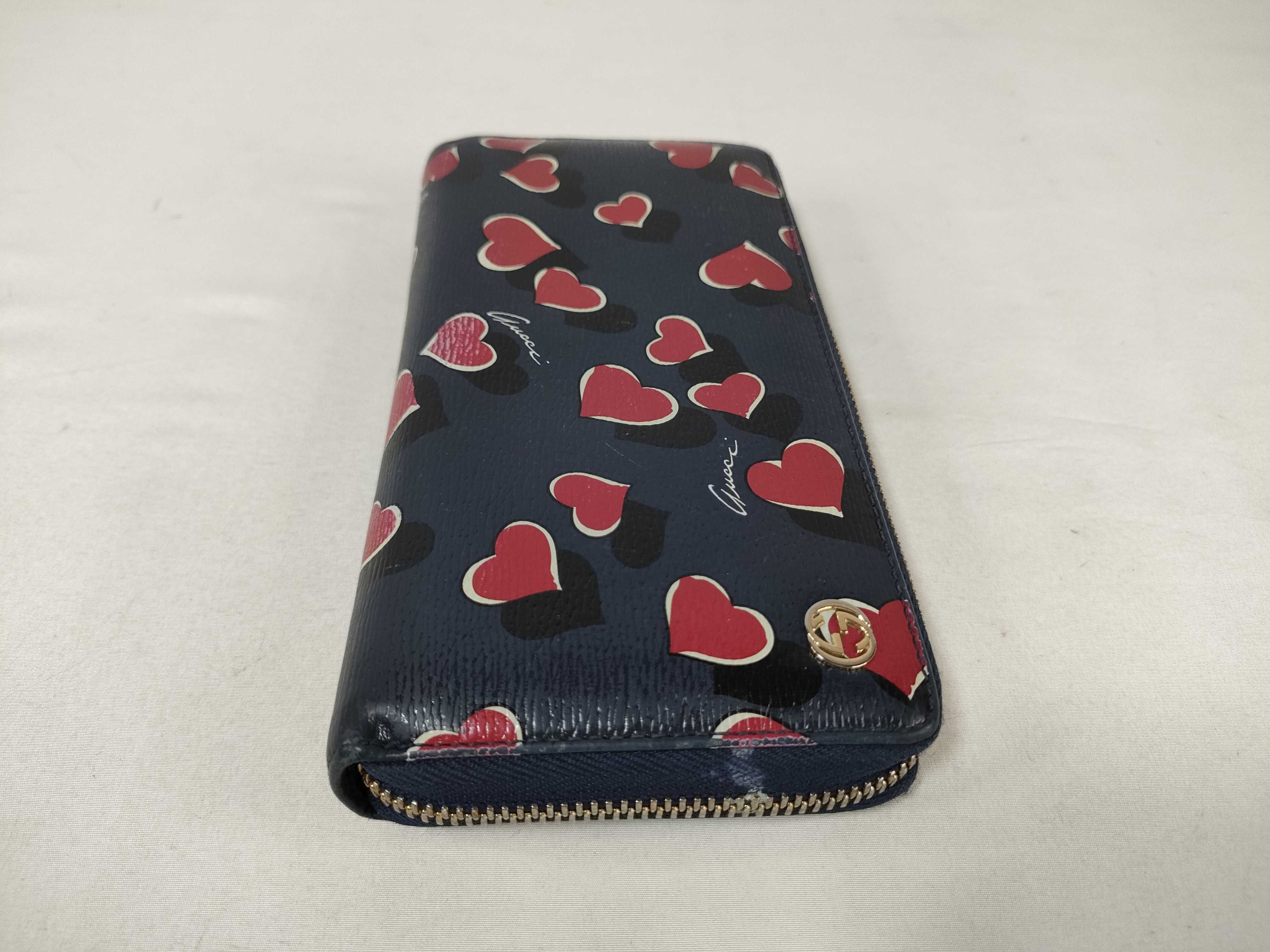 Heart Round Zip Long Wallet 309705 Wallet — view 5