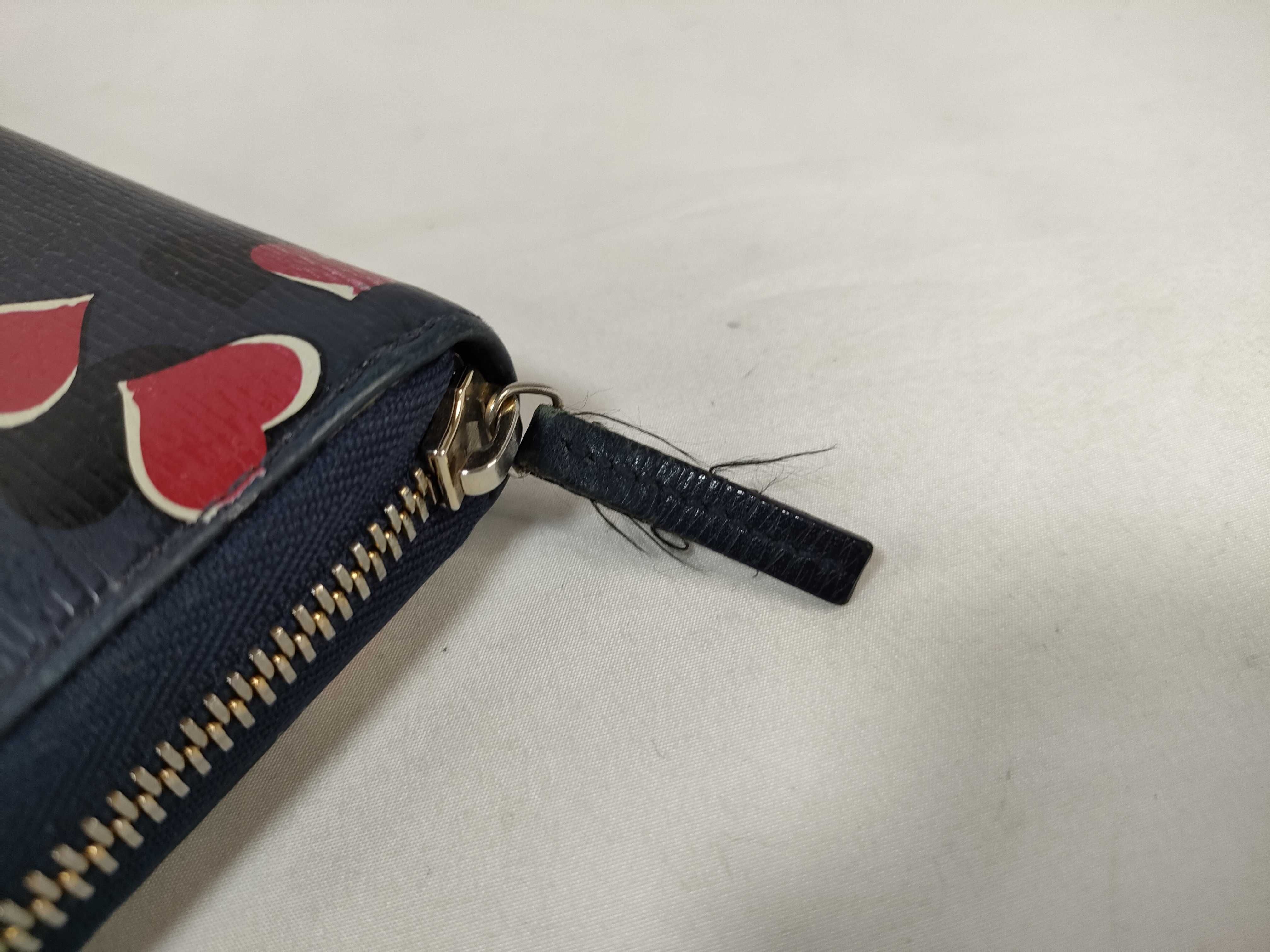 Heart Round Zip Long Wallet 309705 Wallet — view 7