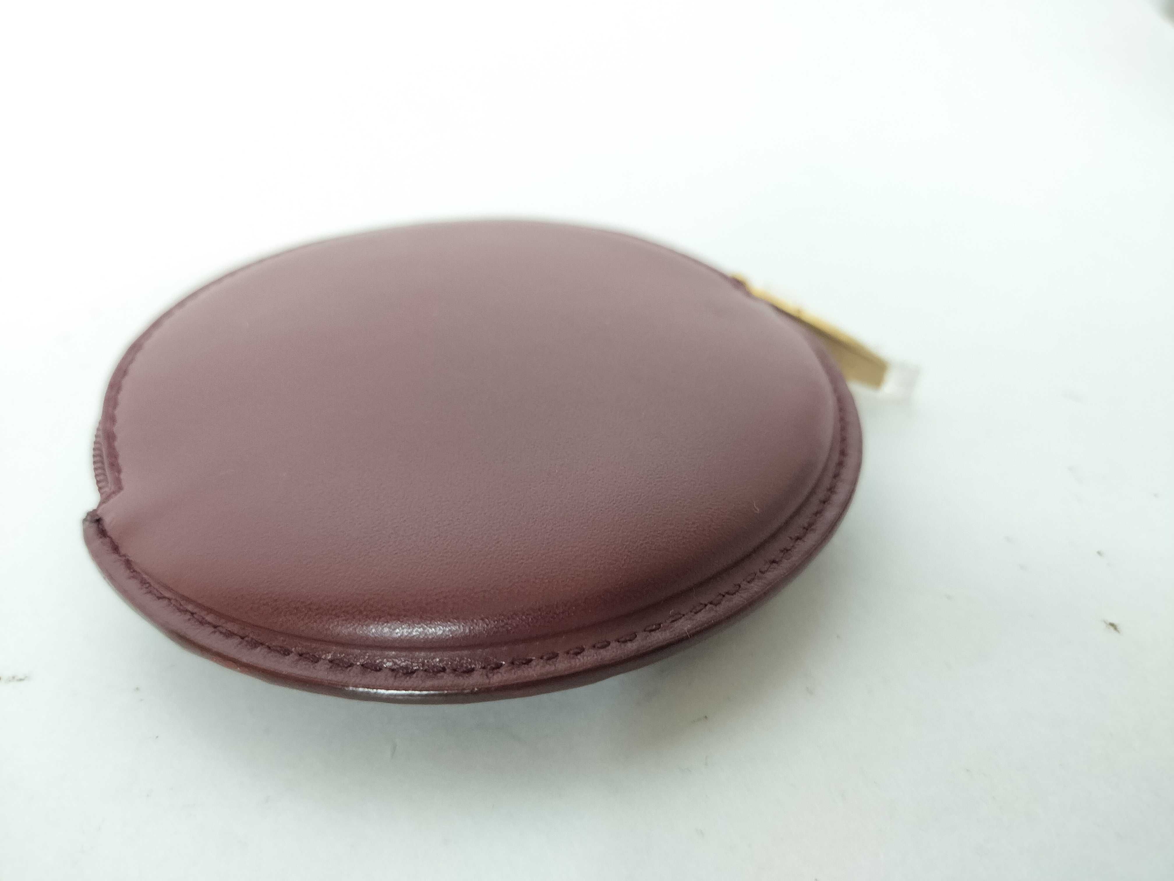 Must Coin Case — view 3