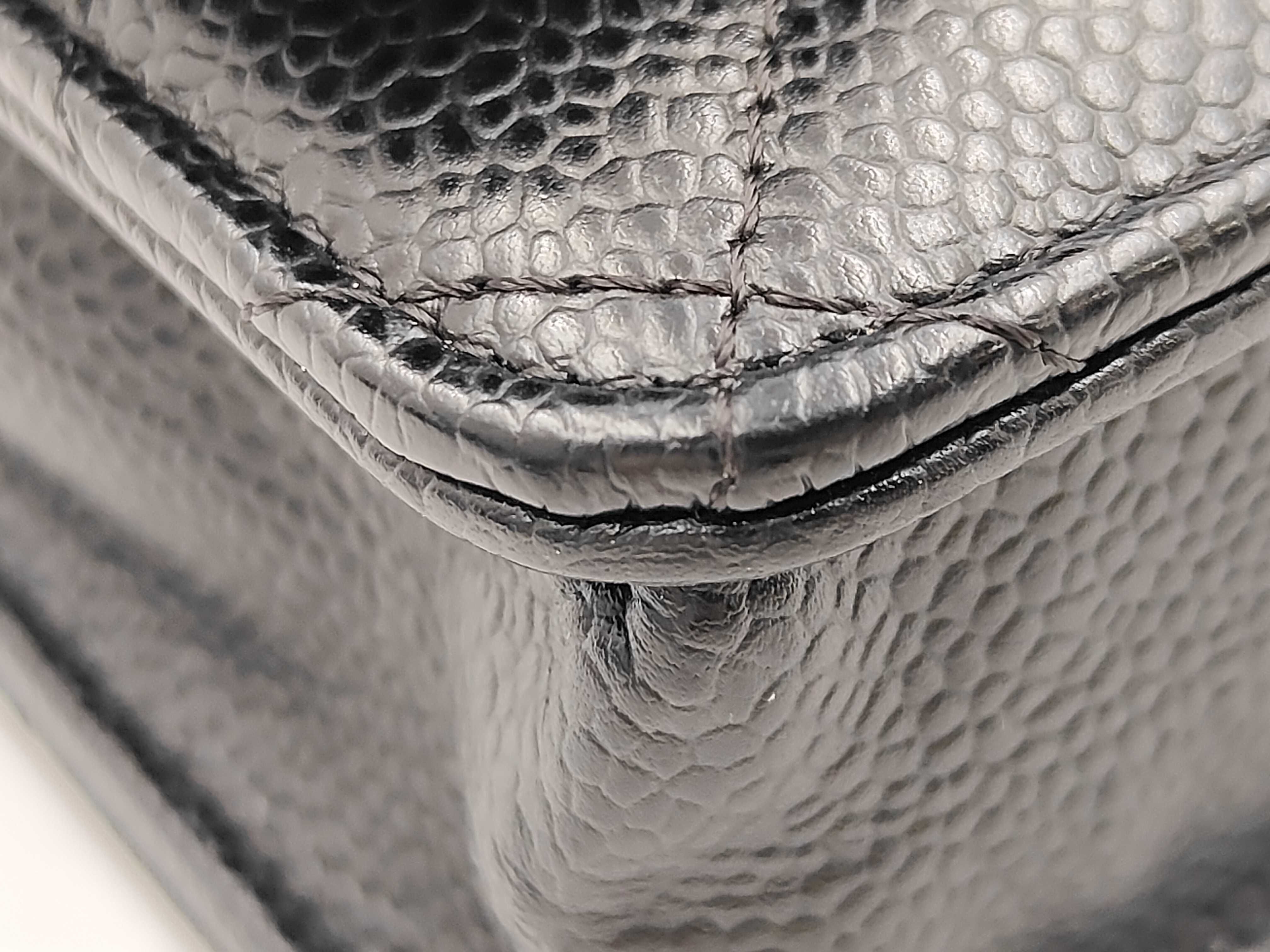WOC Chain Bag Shoulder Bag — view 5