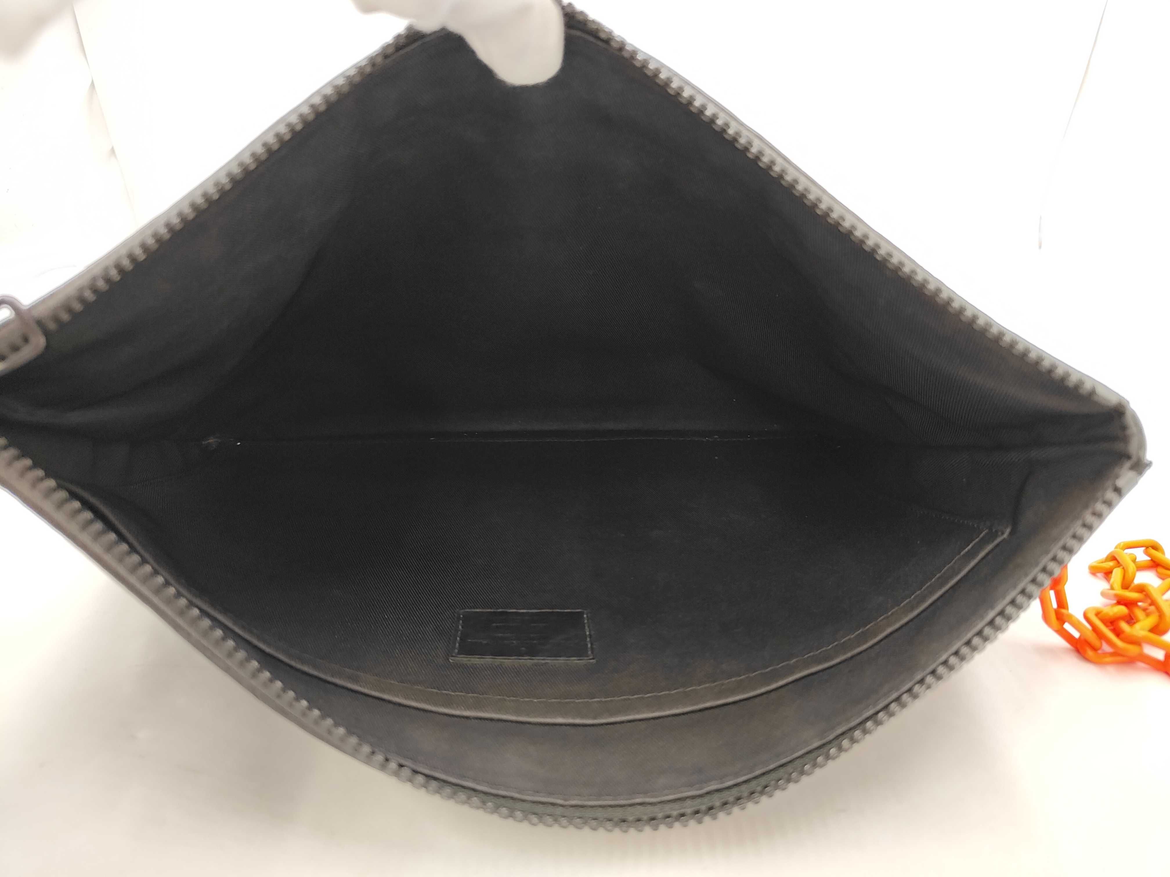 Taurillon Pochette A4 M67461 Bag — view 9