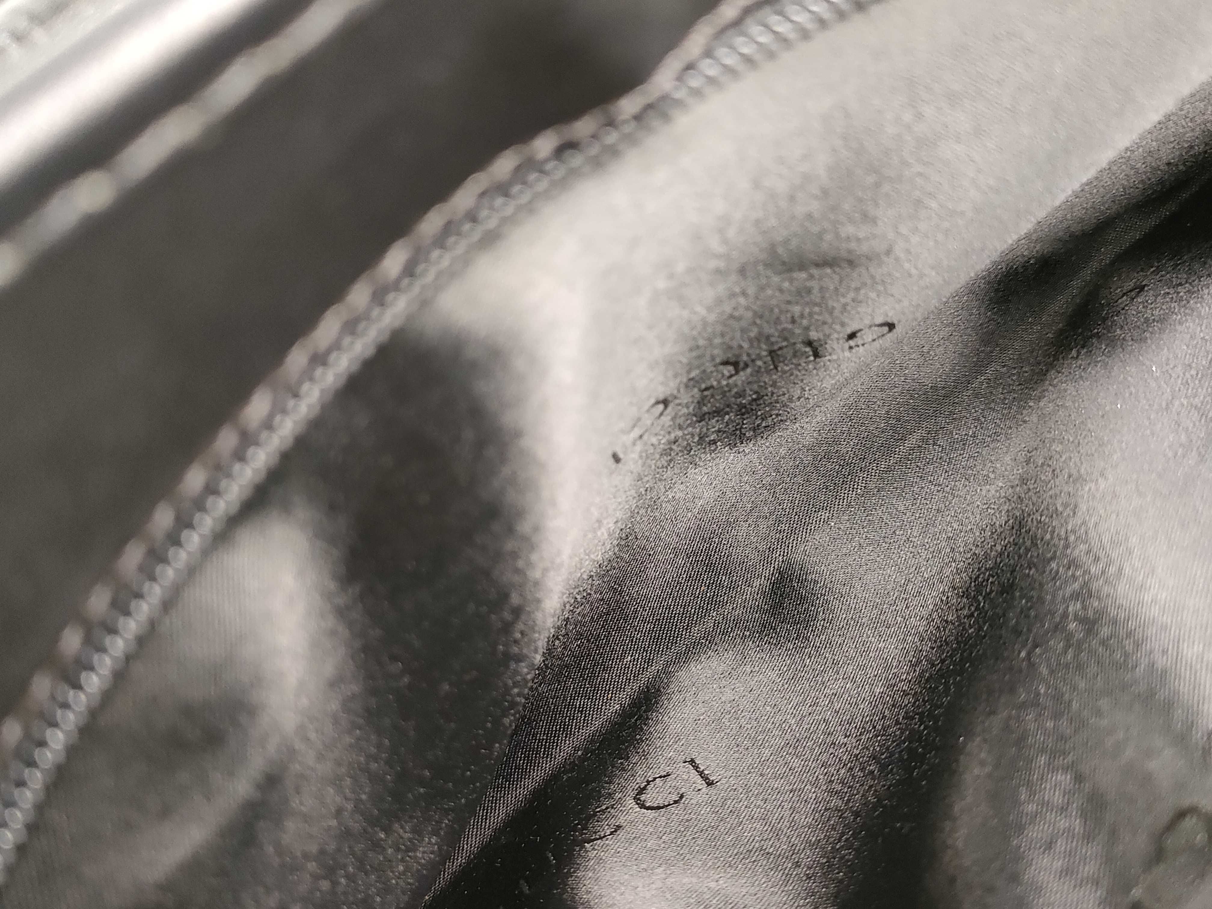 GG Canvas Jackie Shoulder Bag — view 11